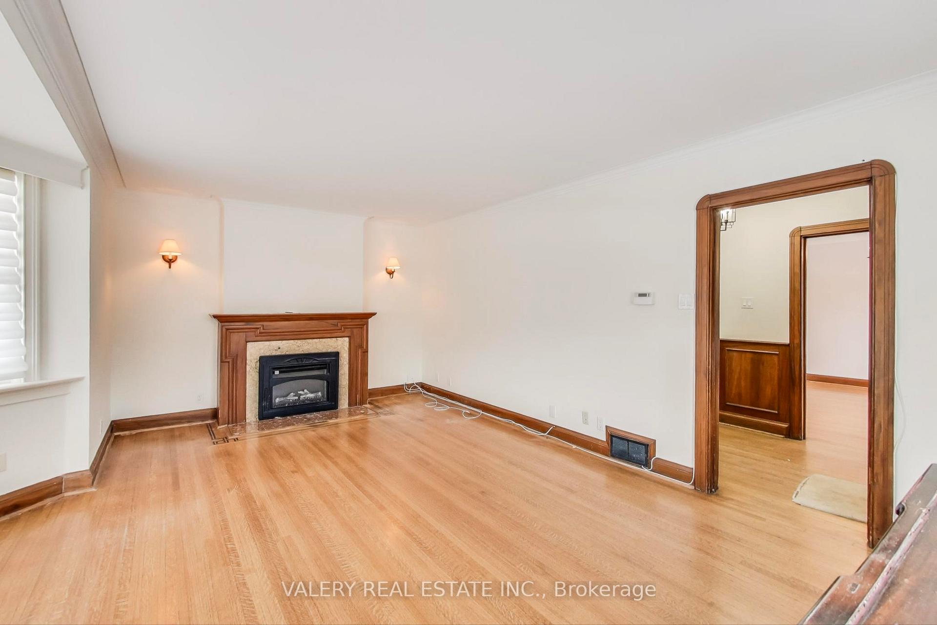 Photo 7 of 117 Whitmore Avenue, Toronto, Forest Hill North — HOMEH