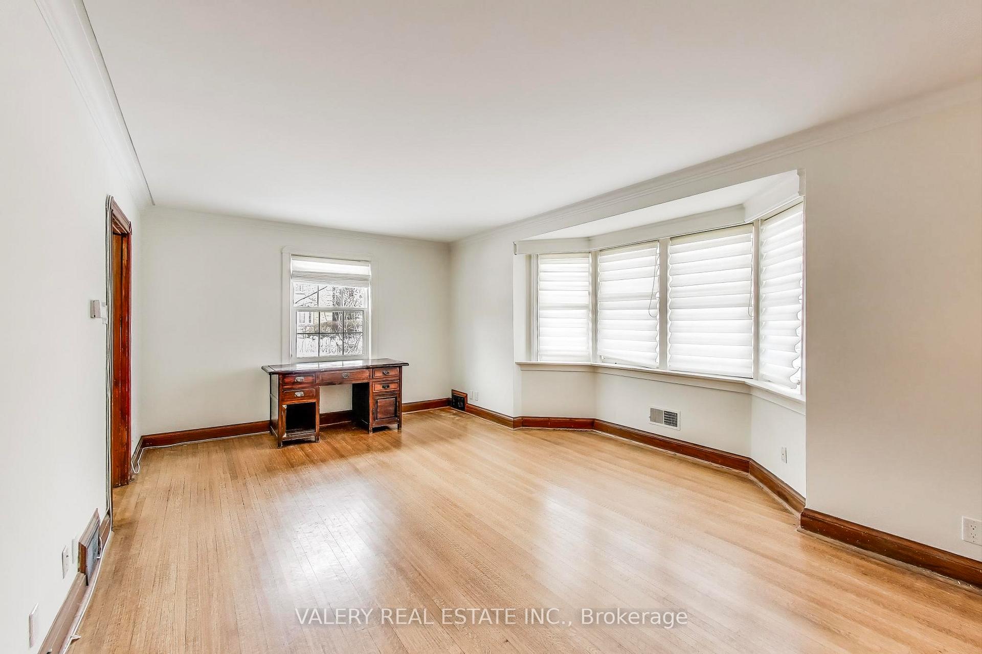 Photo 8 of 117 Whitmore Avenue, Toronto, Forest Hill North — HOMEH