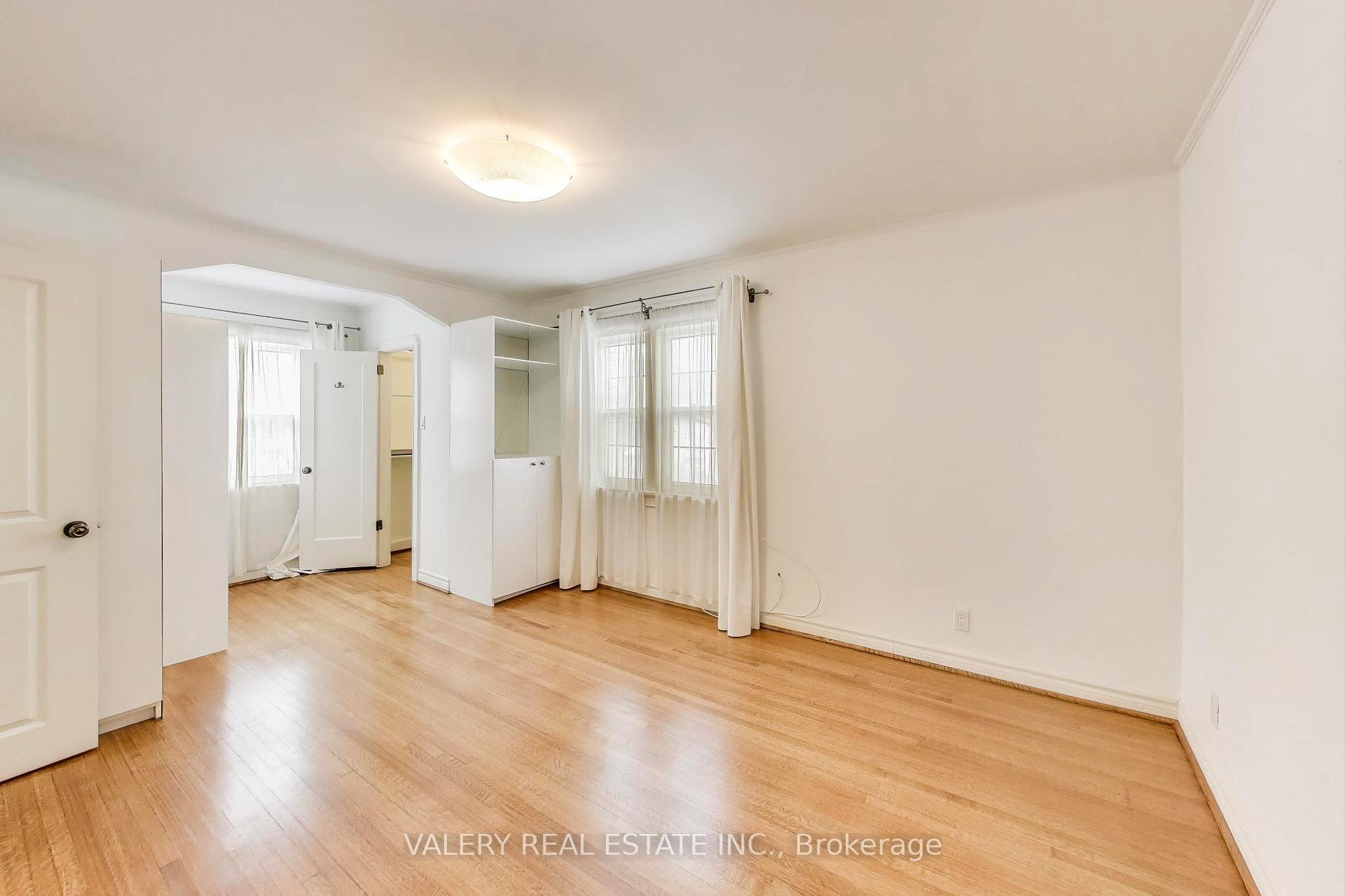 Photo 15 of 117 Whitmore Avenue, Toronto, Forest Hill North — HOMEH