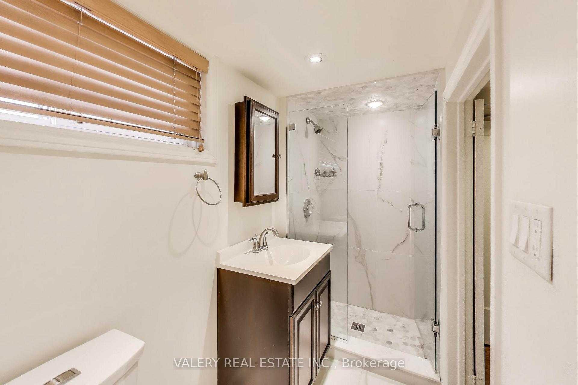 Photo 30 of 117 Whitmore Avenue, Toronto, Forest Hill North — HOMEH
