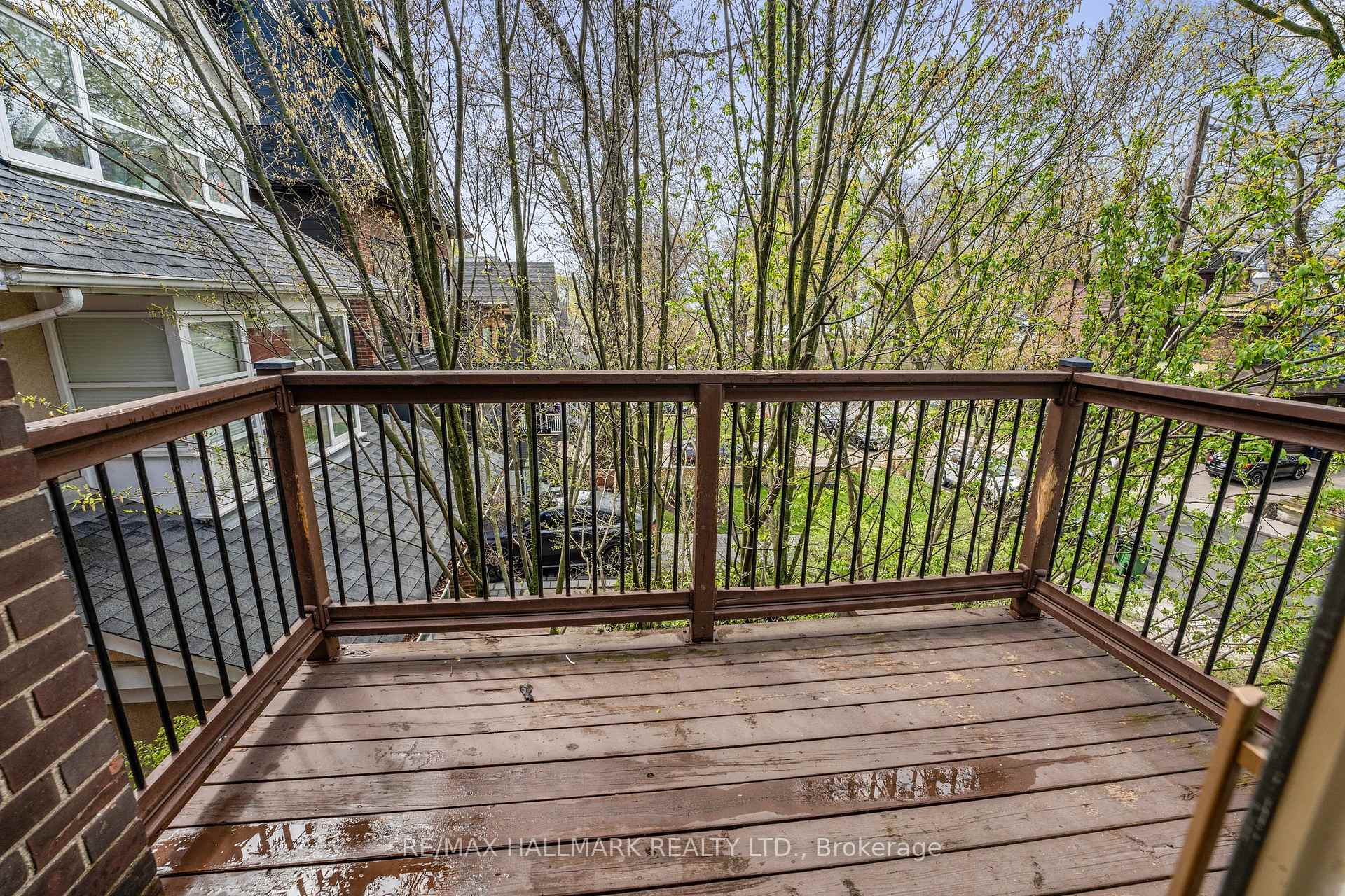 Photo 3 of Unit 2, 47 Willow Avenue, Toronto, The Beaches — HOMEH