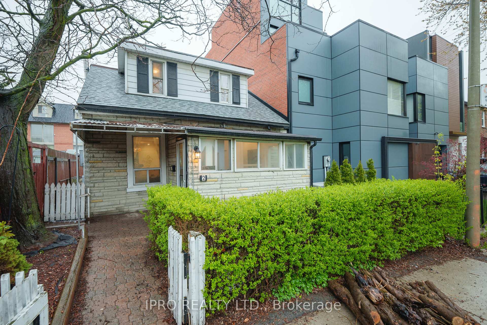 Photo 24 of 2 Fee Place, Toronto, Regent Park — HOMEH