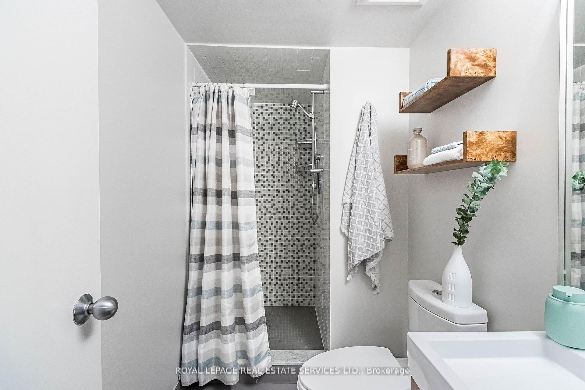 Photo 29 of 115 Tecumseth Street, Toronto, Niagara — HOMEH