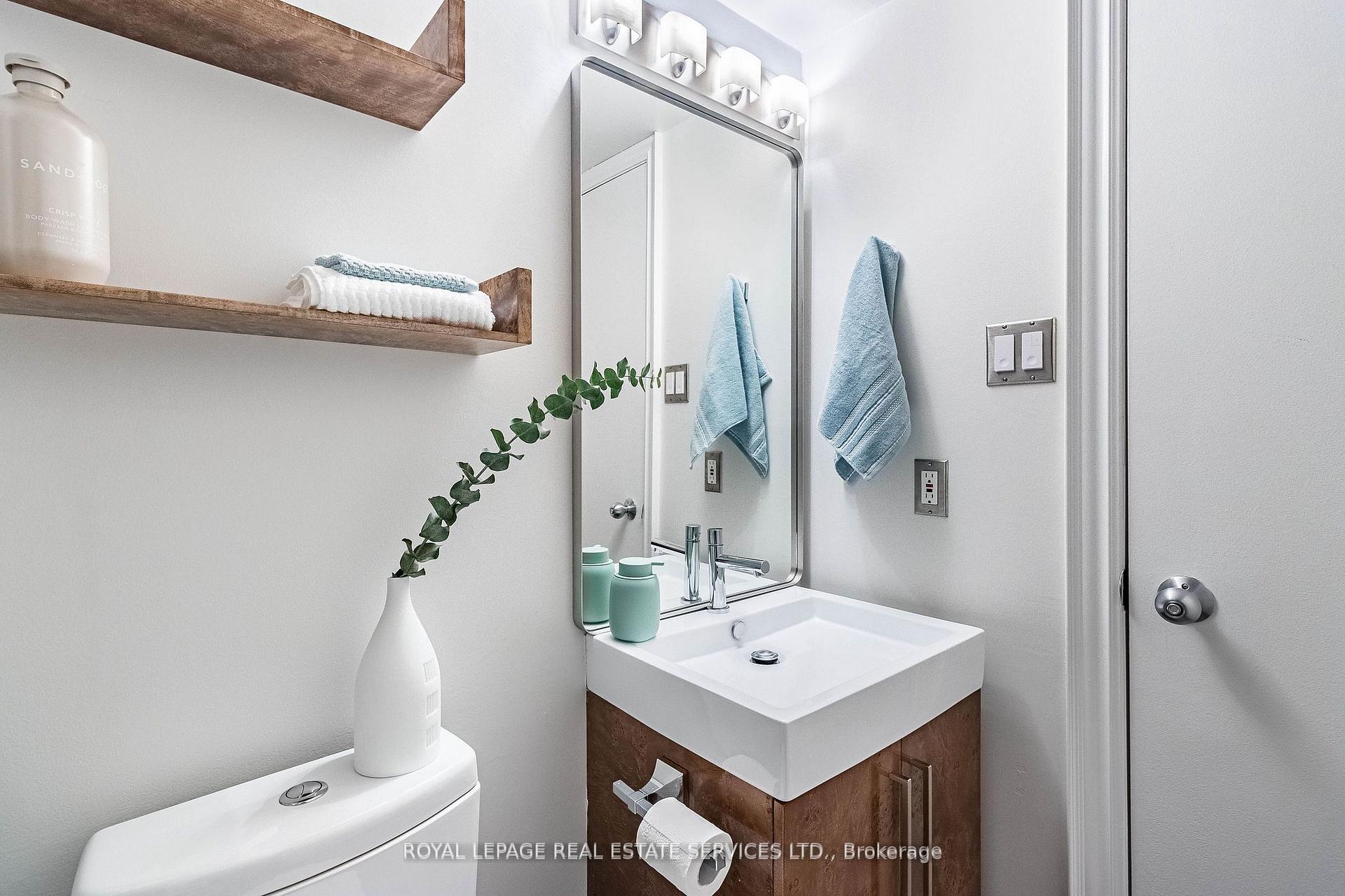Photo 25 of 115 Tecumseth Street, Toronto, Niagara — HOMEH