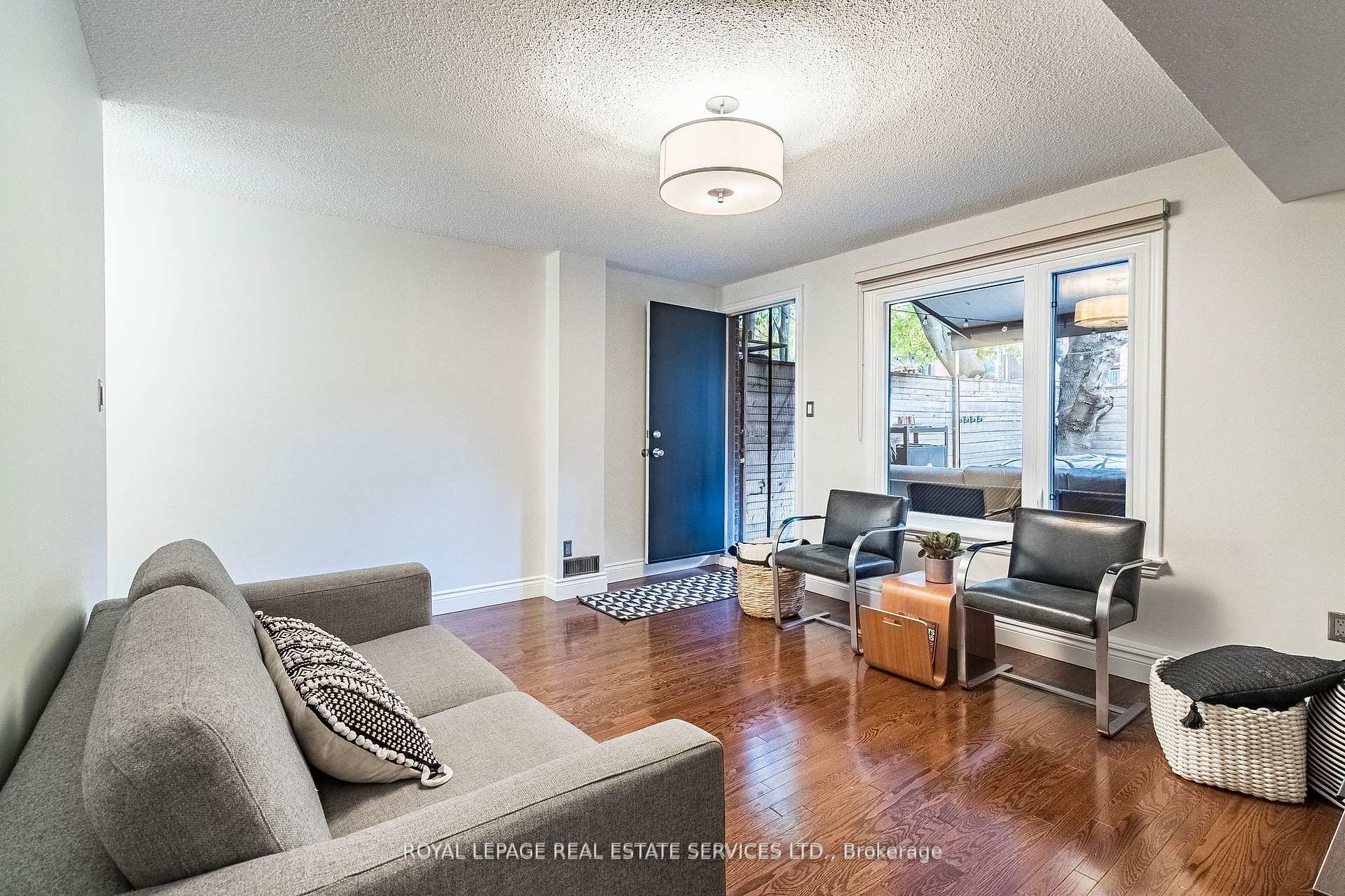 Photo 31 of 115 Tecumseth Street, Toronto, Niagara — HOMEH
