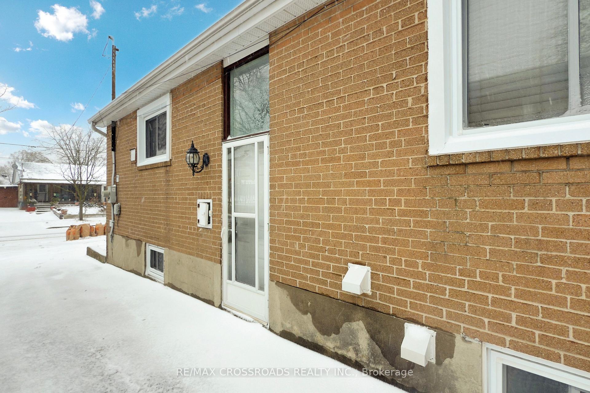 Photo 47 of 28 Chesapeake Avenue, Scarborough, Clairlea-Birchmount — HOMEH
