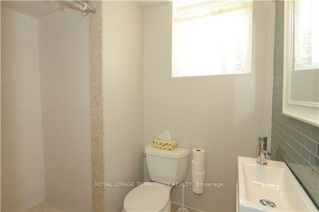 Photo 4 of 129 Memorial Park Avenue, Toronto, Danforth Village-East York — HOMEH