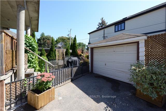Photo 19 of 129 Memorial Park Avenue, Toronto, Danforth Village-East York — HOMEH