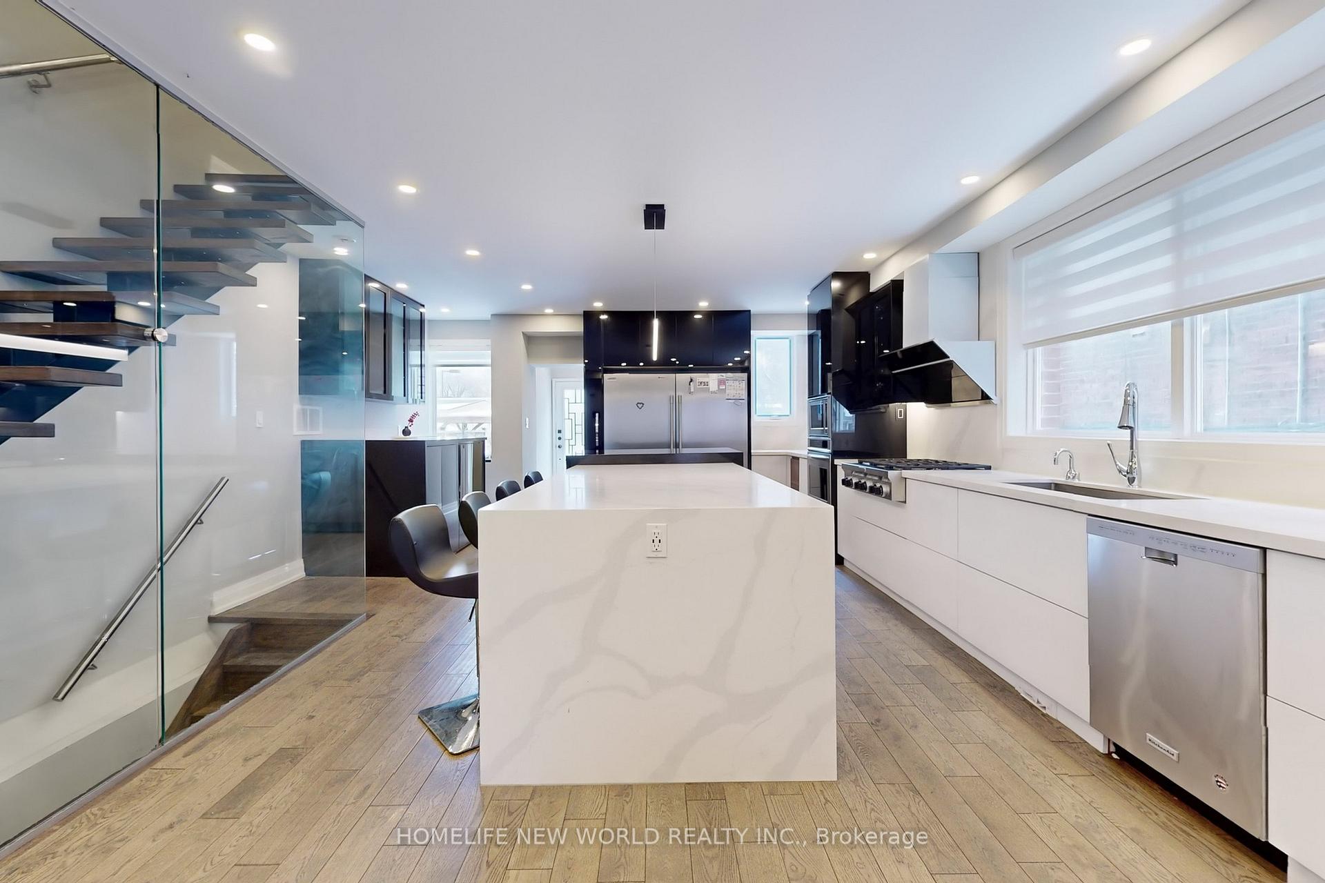Photo 2 of 35 Harris Avenue, Toronto, East End-Danforth — HOMEH