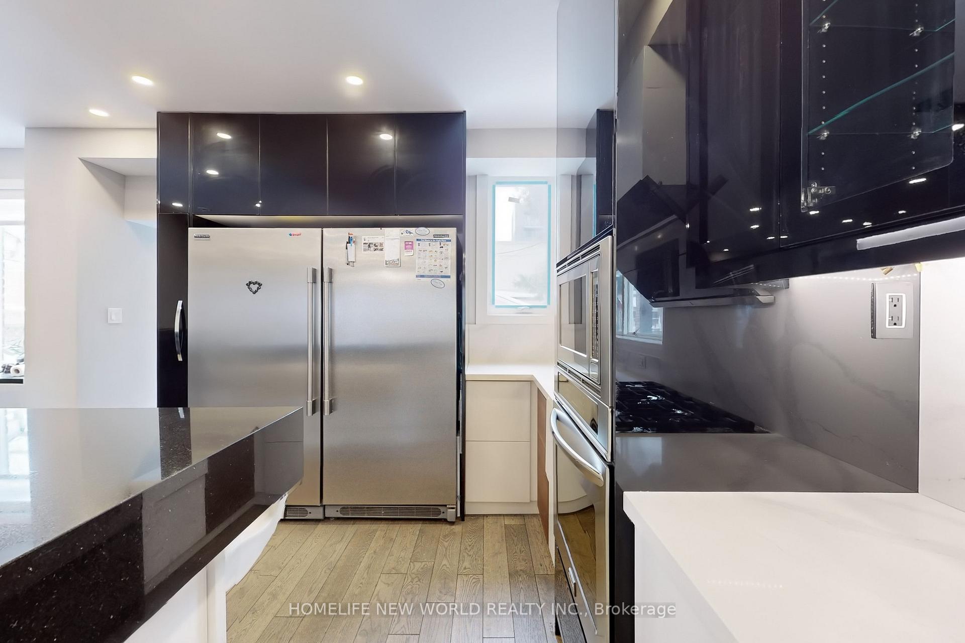 Photo 5 of 35 Harris Avenue, Toronto, East End-Danforth — HOMEH