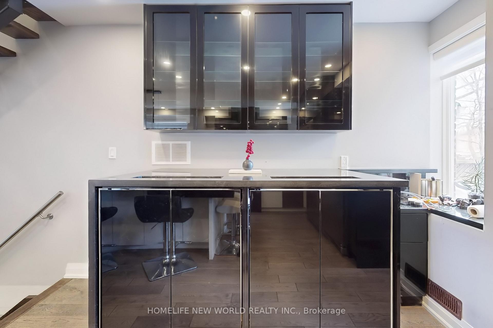 Photo 12 of 35 Harris Avenue, Toronto, East End-Danforth — HOMEH