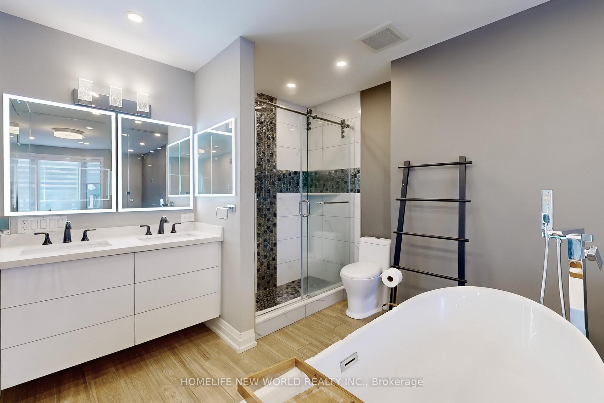 Photo 21 of 35 Harris Avenue, Toronto, East End-Danforth — HOMEH