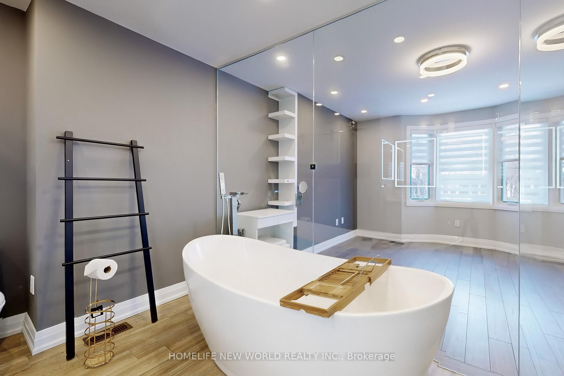 Photo 22 of 35 Harris Avenue, Toronto, East End-Danforth — HOMEH