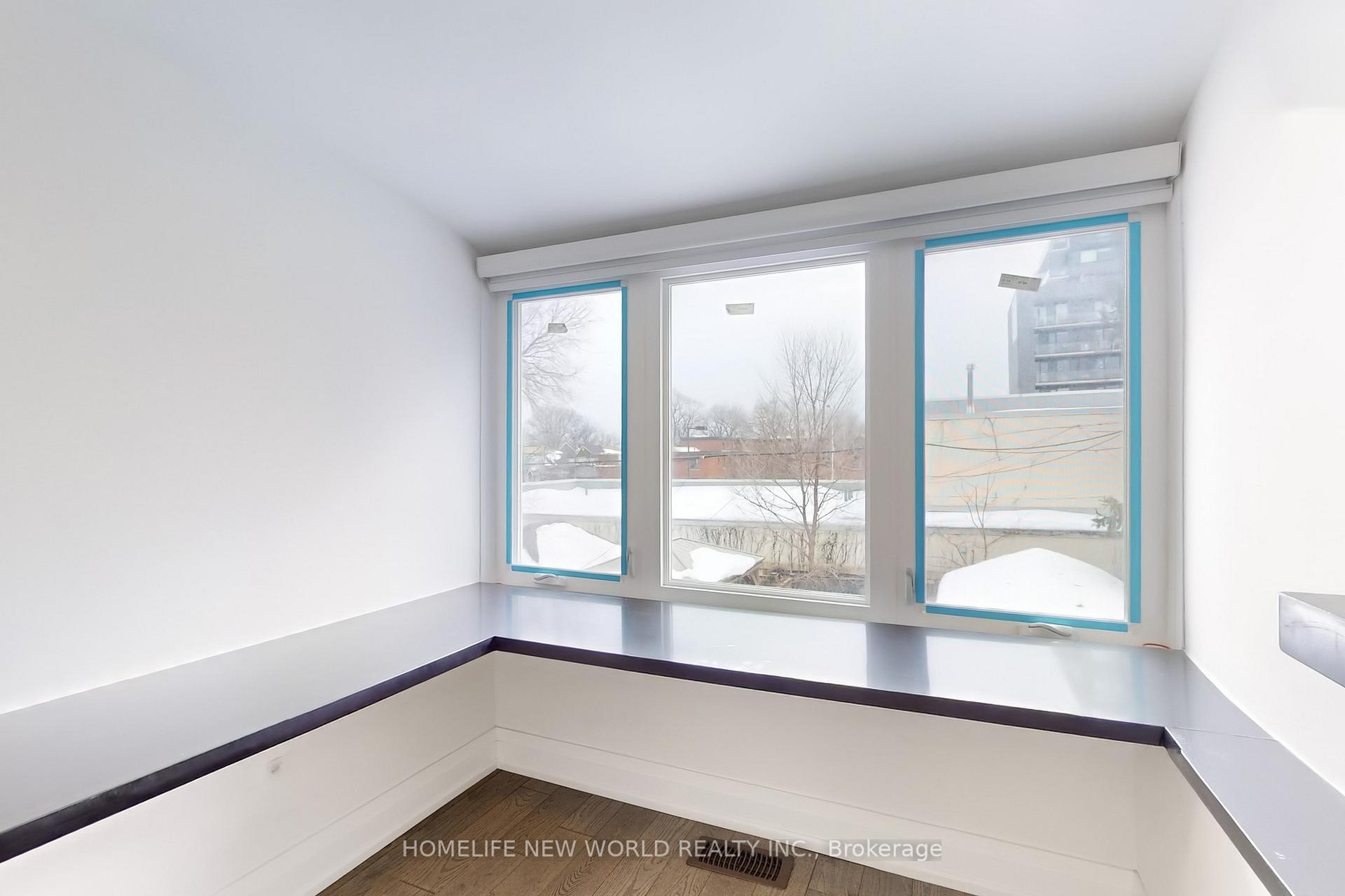 Photo 26 of 35 Harris Avenue, Toronto, East End-Danforth — HOMEH