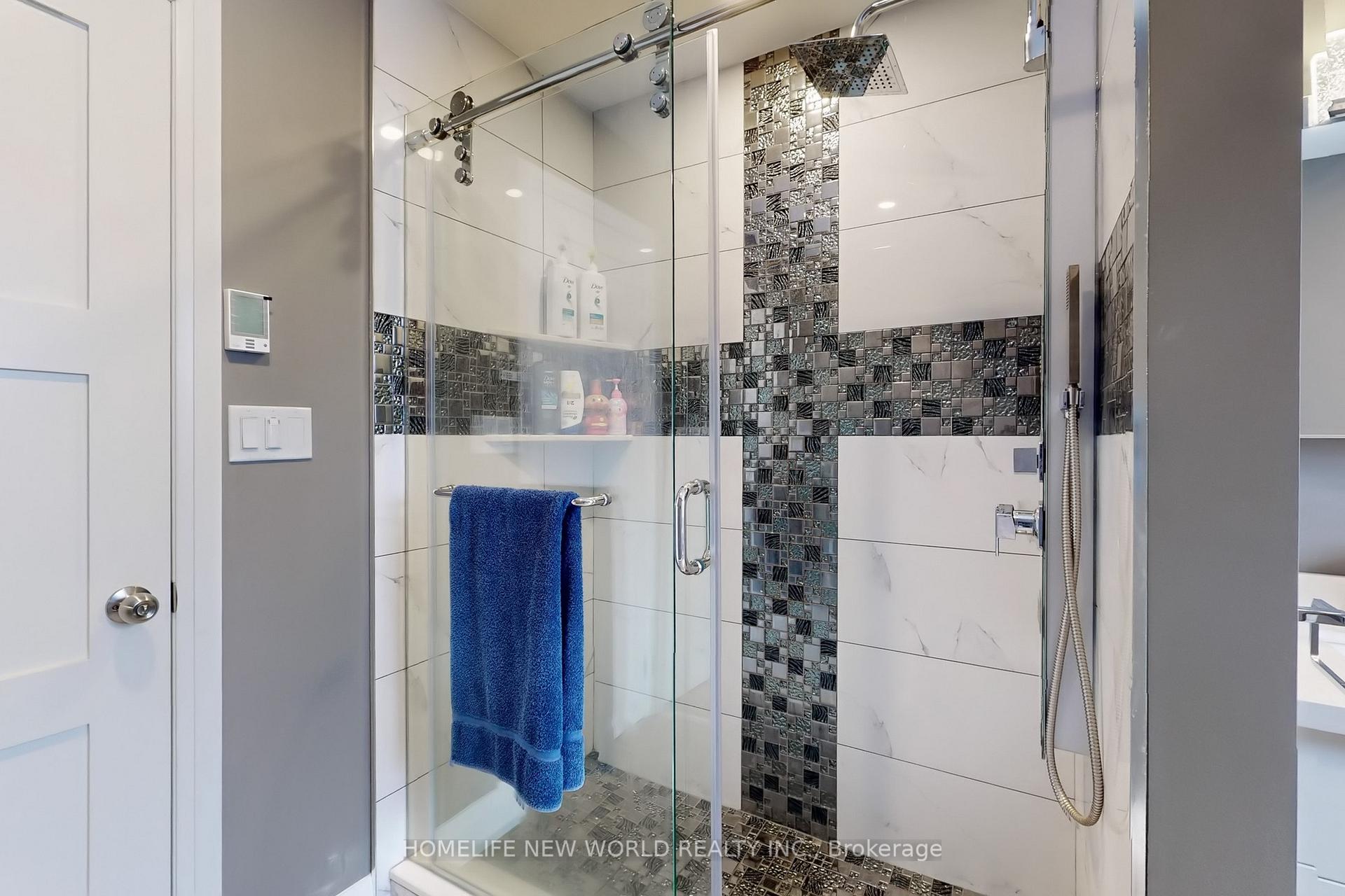 Photo 31 of 35 Harris Avenue, Toronto, East End-Danforth — HOMEH