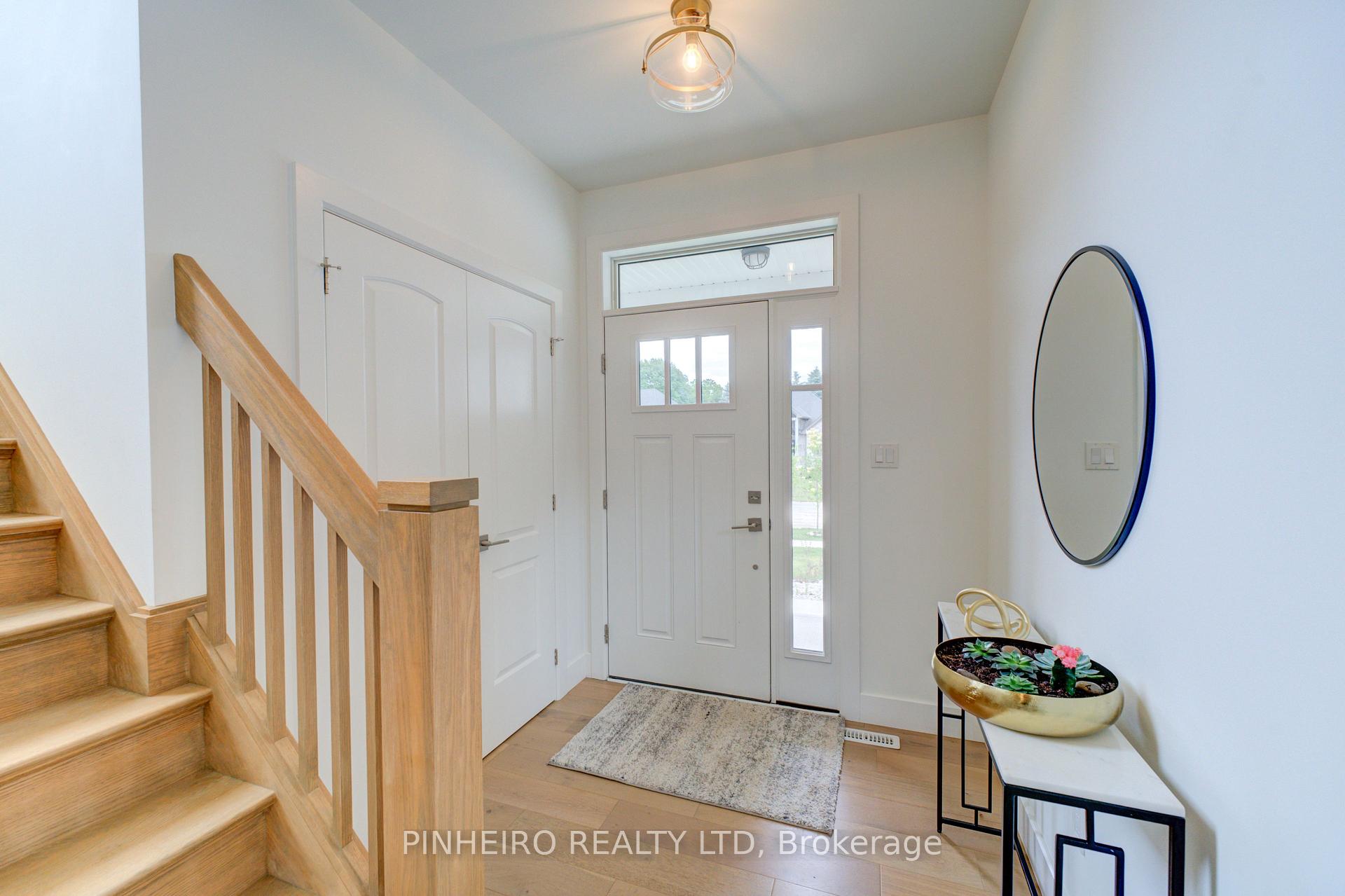 Photo 3 of 15 Kemp Crescent, Strathroy-Caradoc, NE — HOMEH