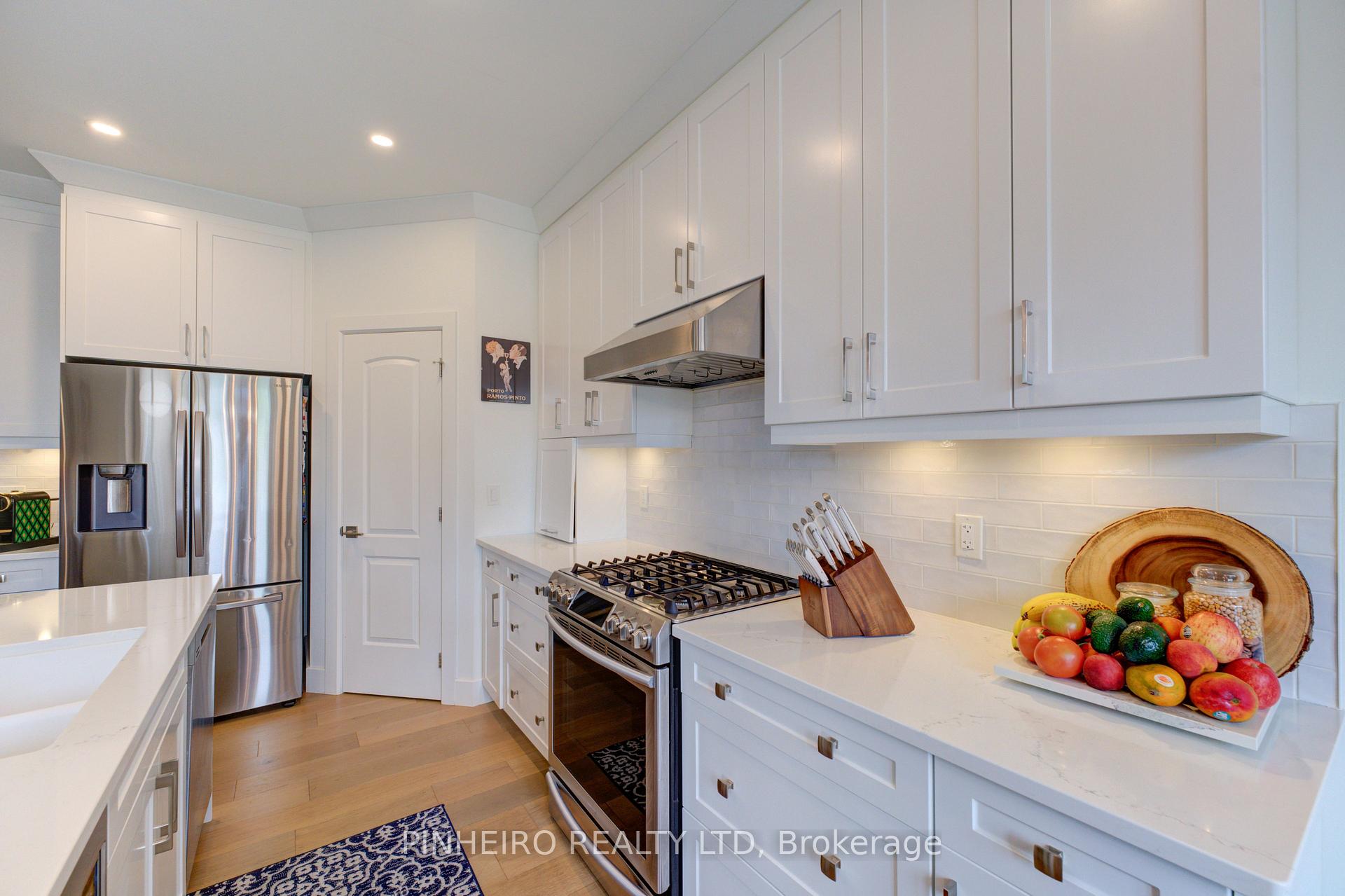 Photo 8 of 15 Kemp Crescent, Strathroy-Caradoc, NE — HOMEH