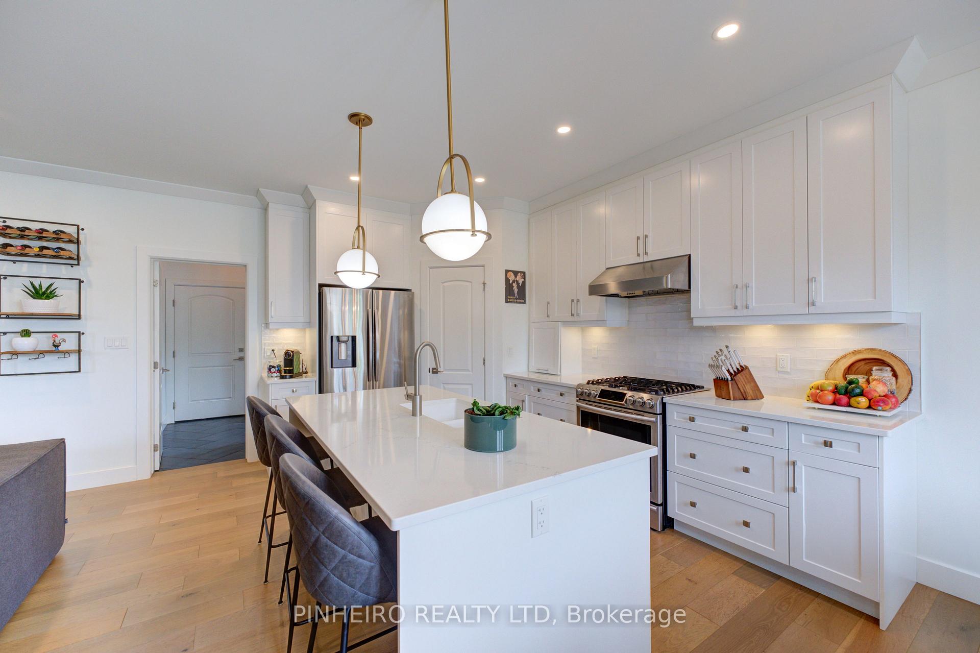 Photo 10 of 15 Kemp Crescent, Strathroy-Caradoc, NE — HOMEH