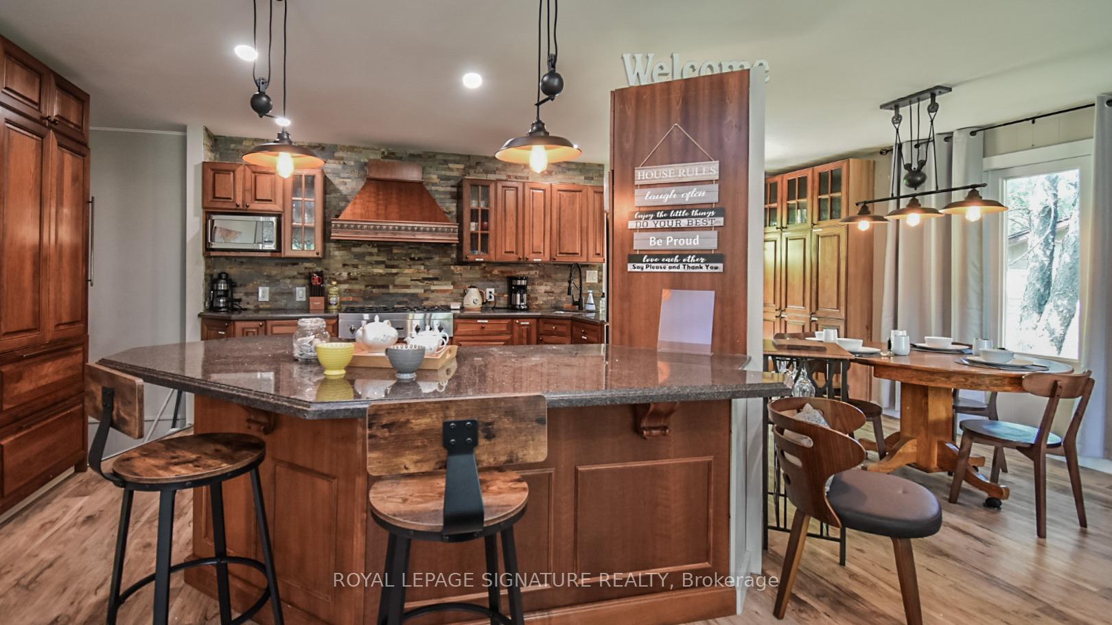 Photo 6 of 258 Mountain Avenue, Tay, Waubaushene — HOMEH