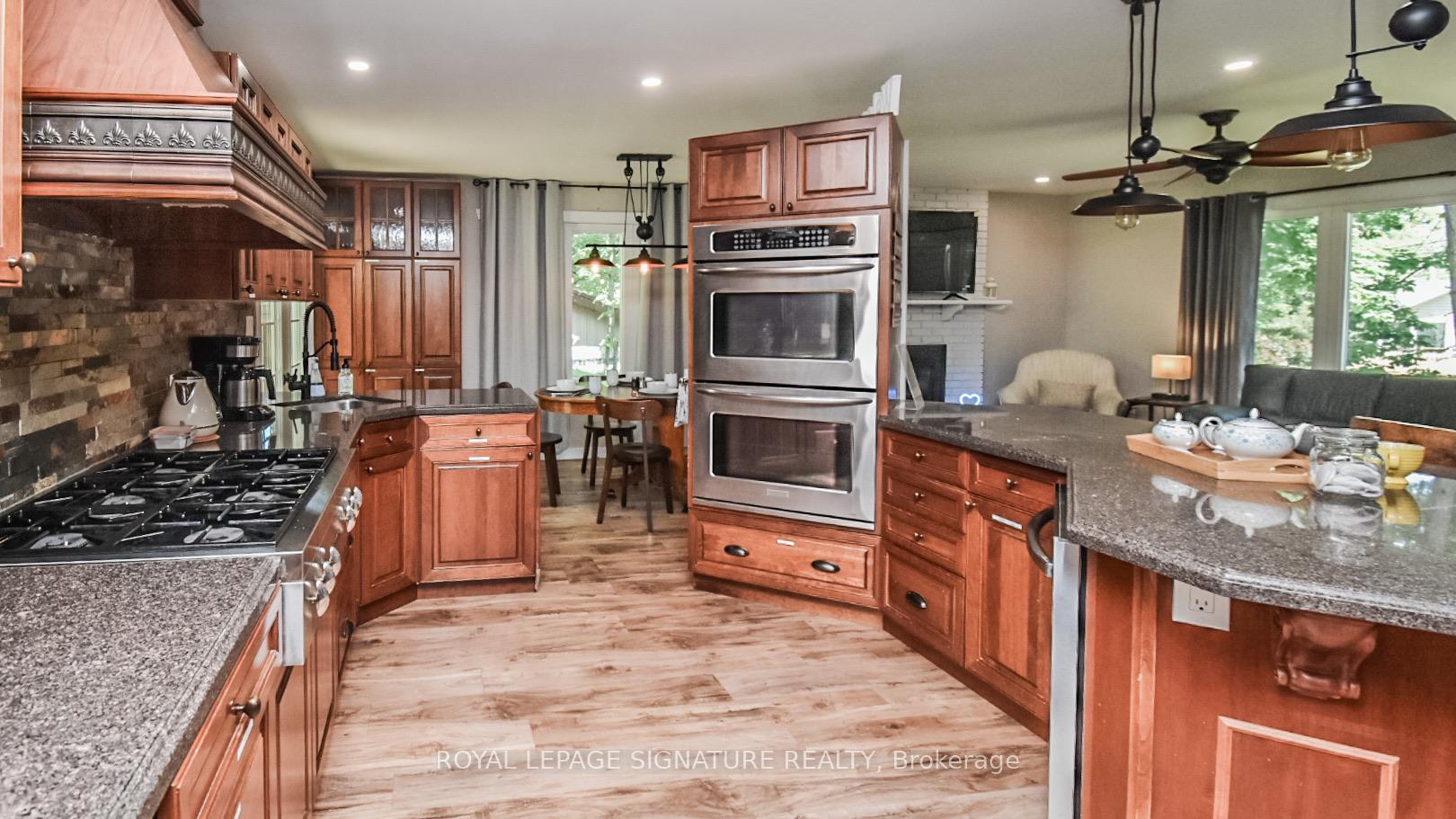Photo 7 of 258 Mountain Avenue, Tay, Waubaushene — HOMEH