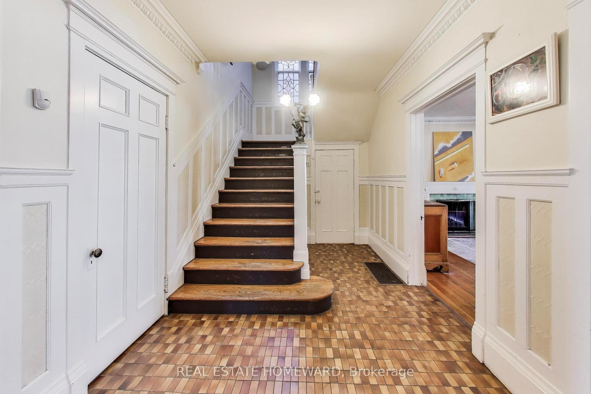 Photo 6 of 49 Hogarth Avenue, Toronto, North Riverdale — HOMEH
