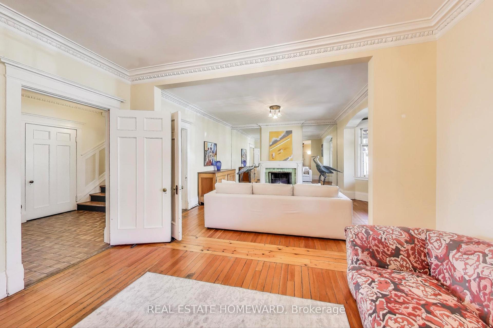 Photo 8 of 49 Hogarth Avenue, Toronto, North Riverdale — HOMEH