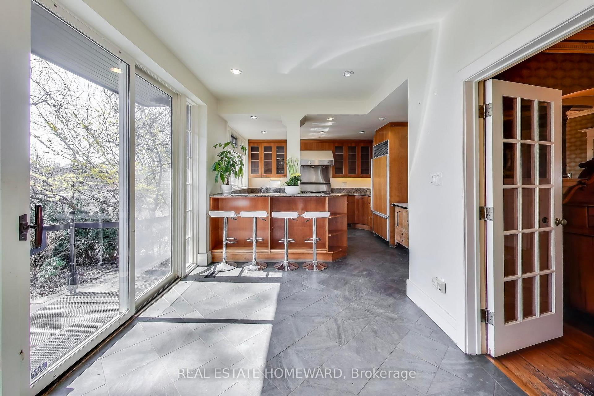 Photo 11 of 49 Hogarth Avenue, Toronto, North Riverdale — HOMEH