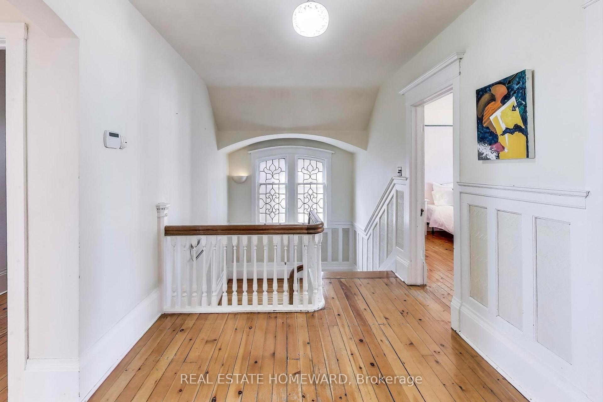 Photo 17 of 49 Hogarth Avenue, Toronto, North Riverdale — HOMEH