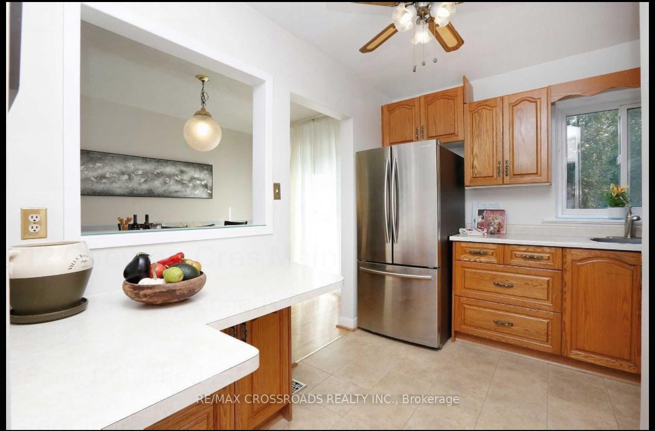 Photo 4 of 12 Chevron Crescent, Scarborough, Kennedy Park — HOMEH