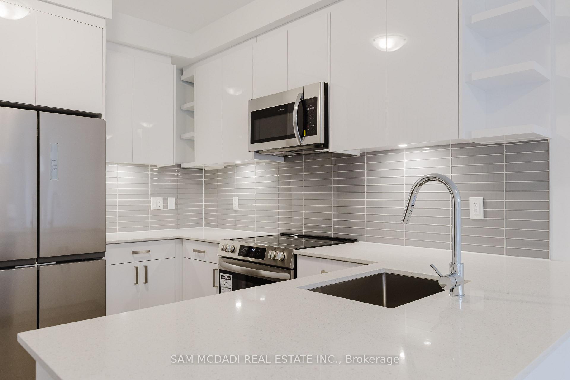 Photo 10 of 12 Deep Roots Terrace, Toronto, Englemount-Lawrence — HOMEH