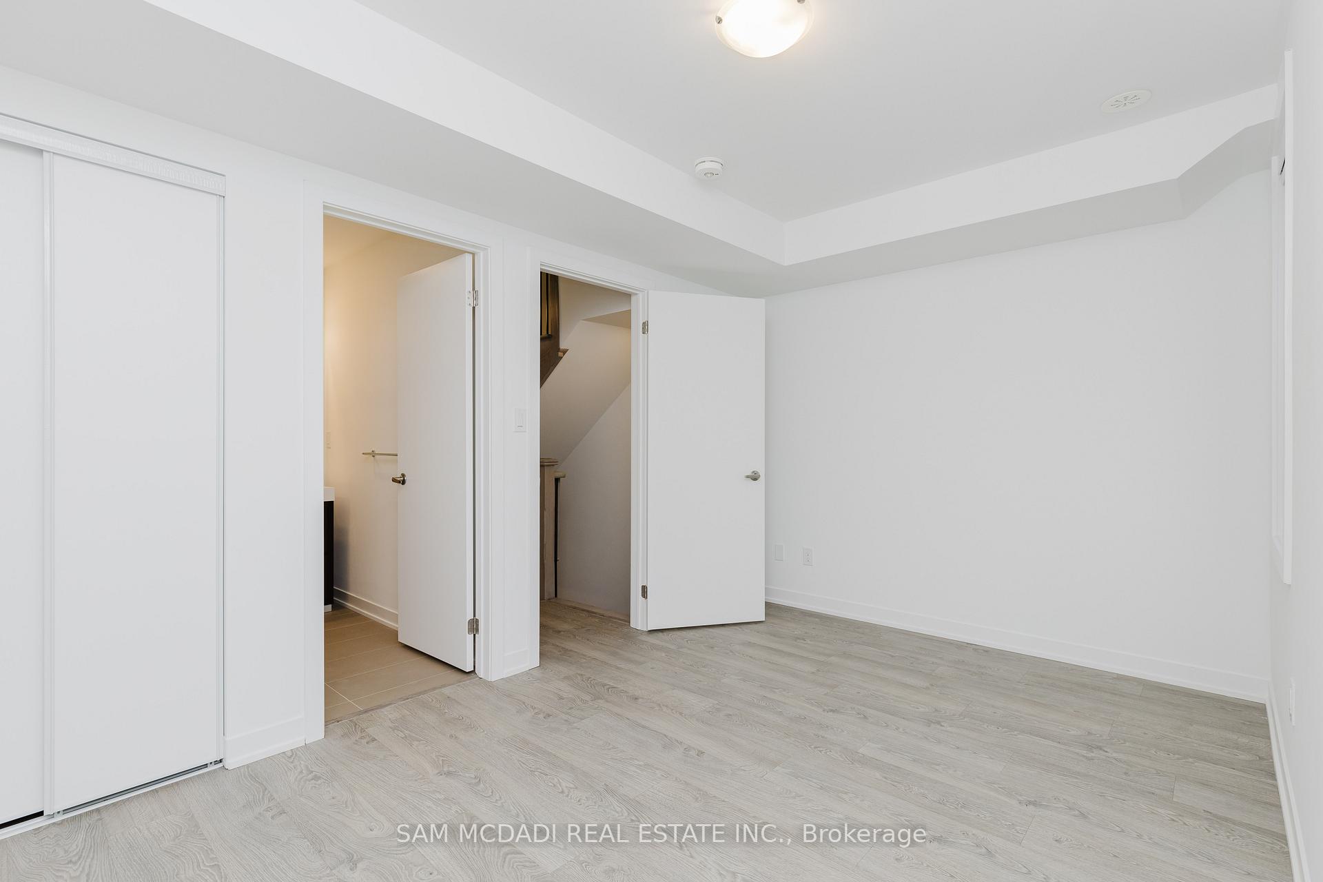 Photo 16 of 12 Deep Roots Terrace, Toronto, Englemount-Lawrence — HOMEH