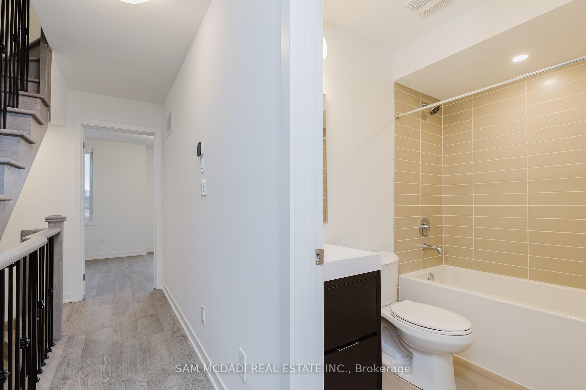Photo 17 of 12 Deep Roots Terrace, Toronto, Englemount-Lawrence — HOMEH