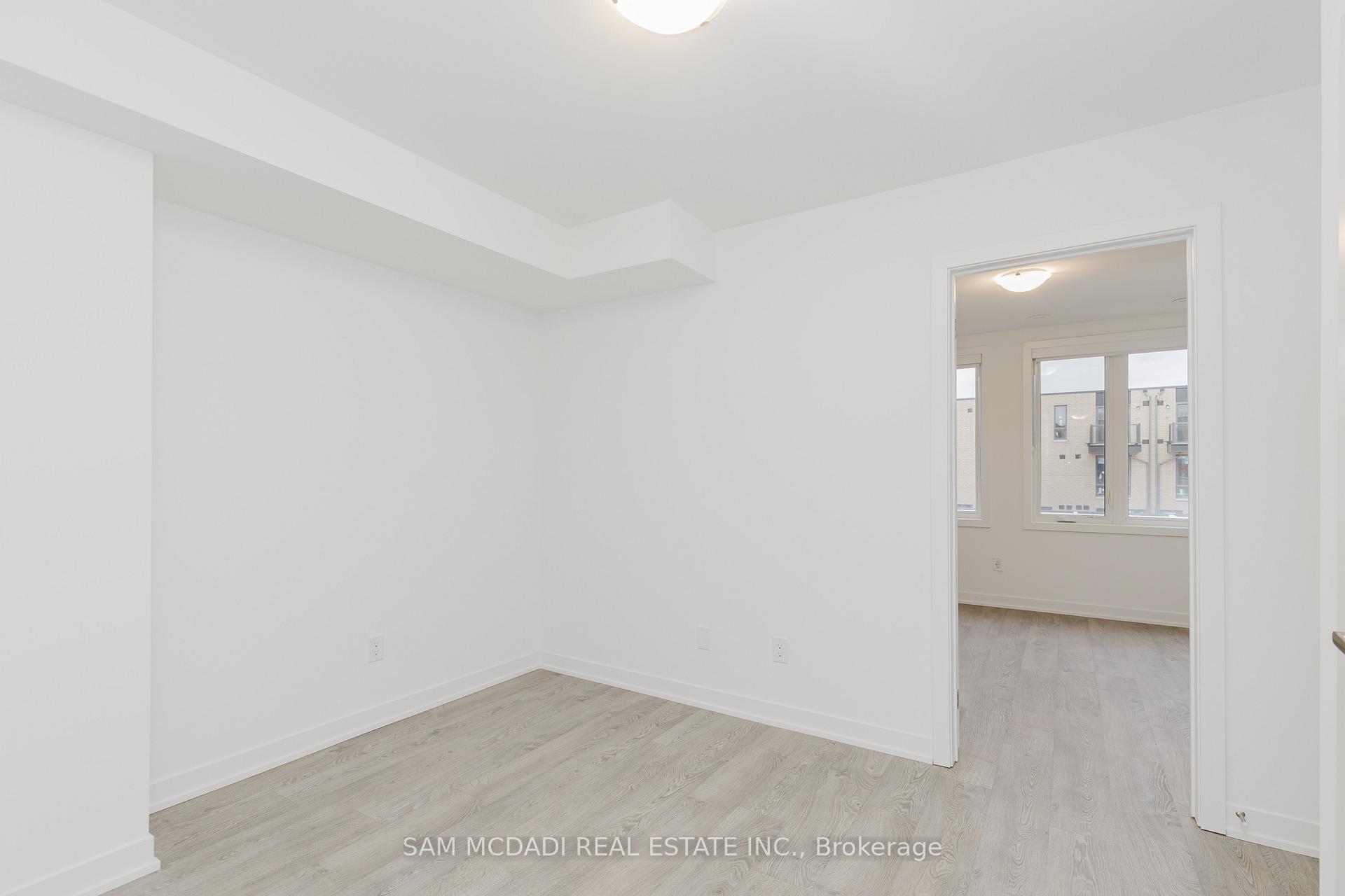 Photo 36 of 12 Deep Roots Terrace, Toronto, Englemount-Lawrence — HOMEH