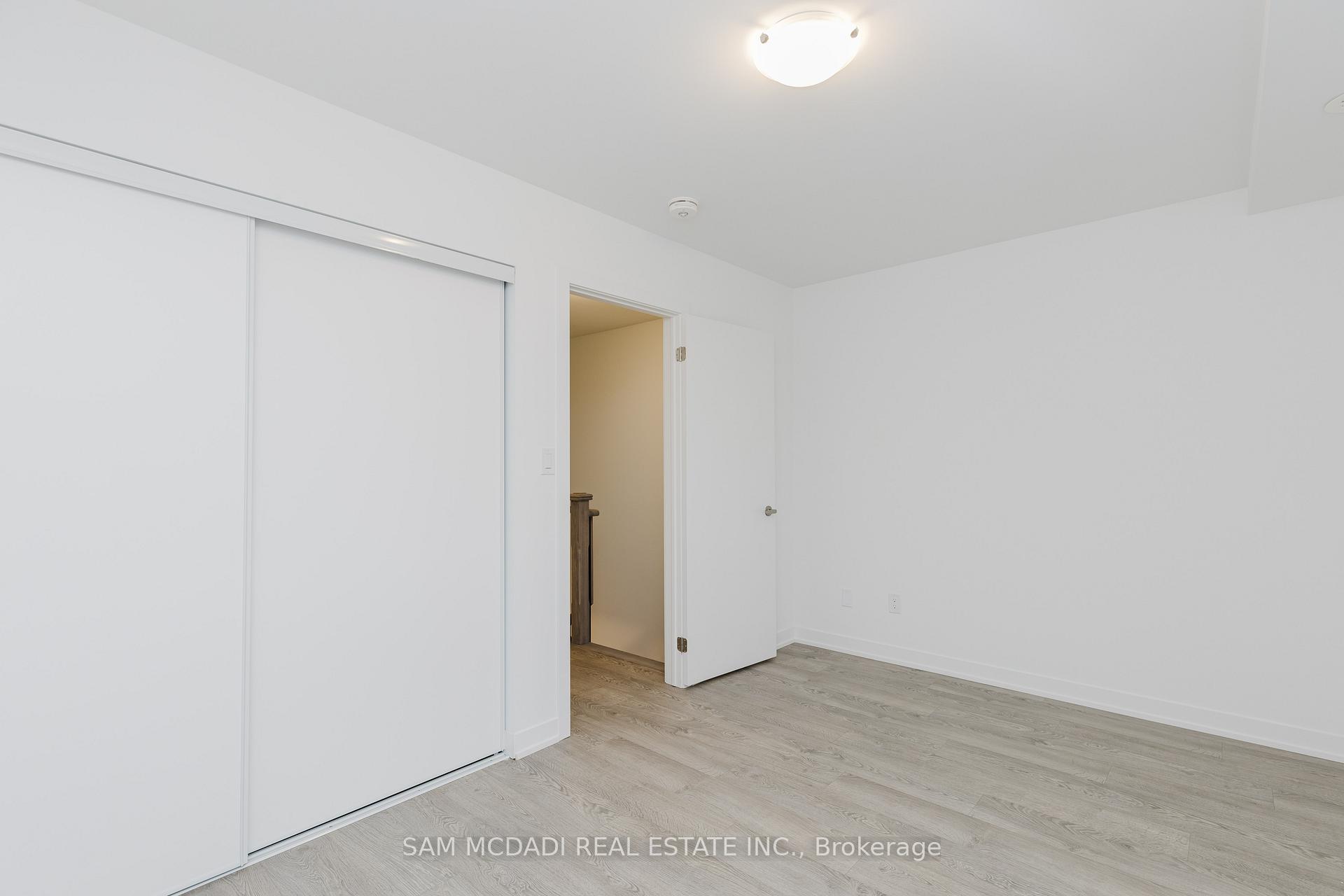 Photo 26 of 12 Deep Roots Terrace, Toronto, Englemount-Lawrence — HOMEH