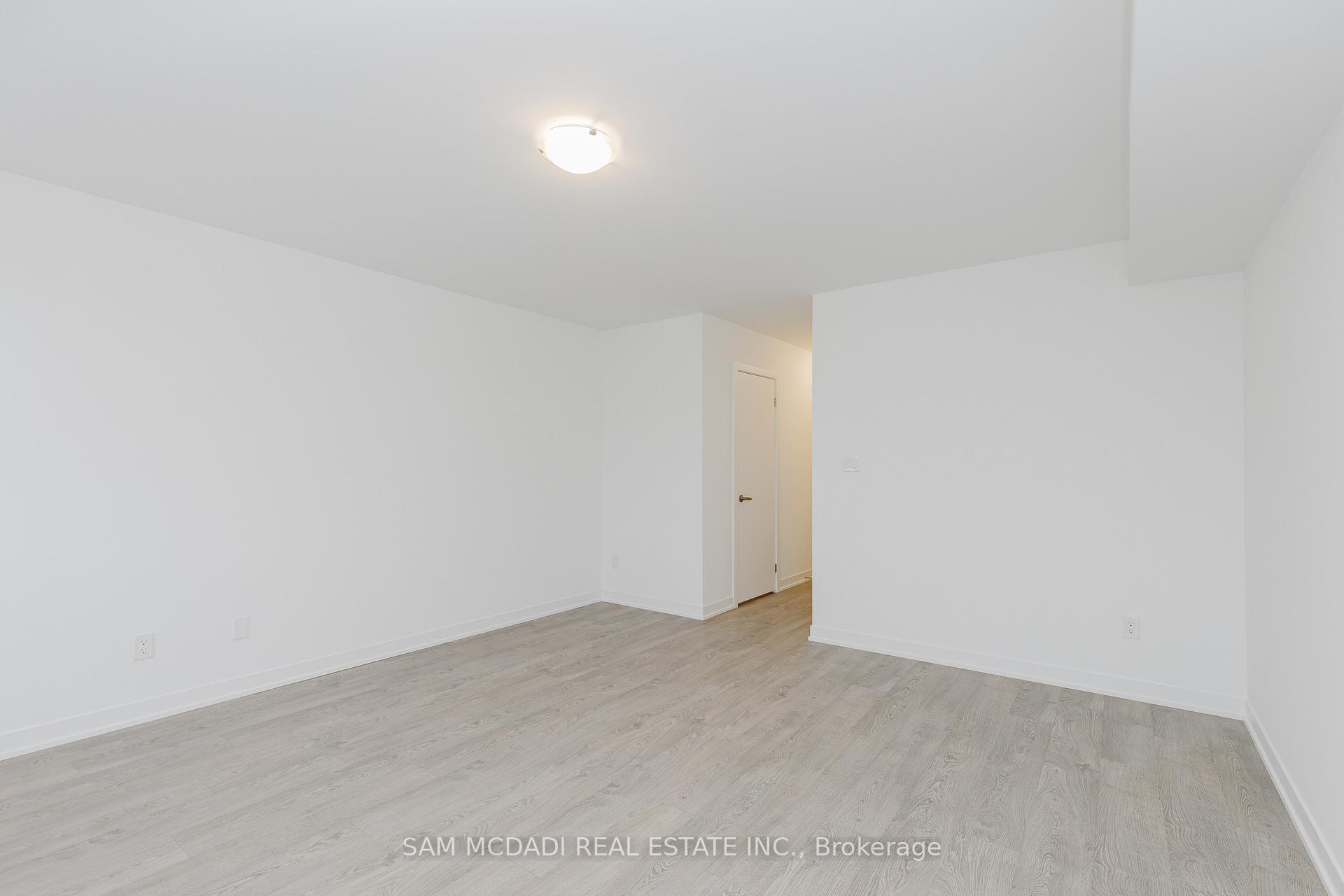 Photo 29 of 12 Deep Roots Terrace, Toronto, Englemount-Lawrence — HOMEH