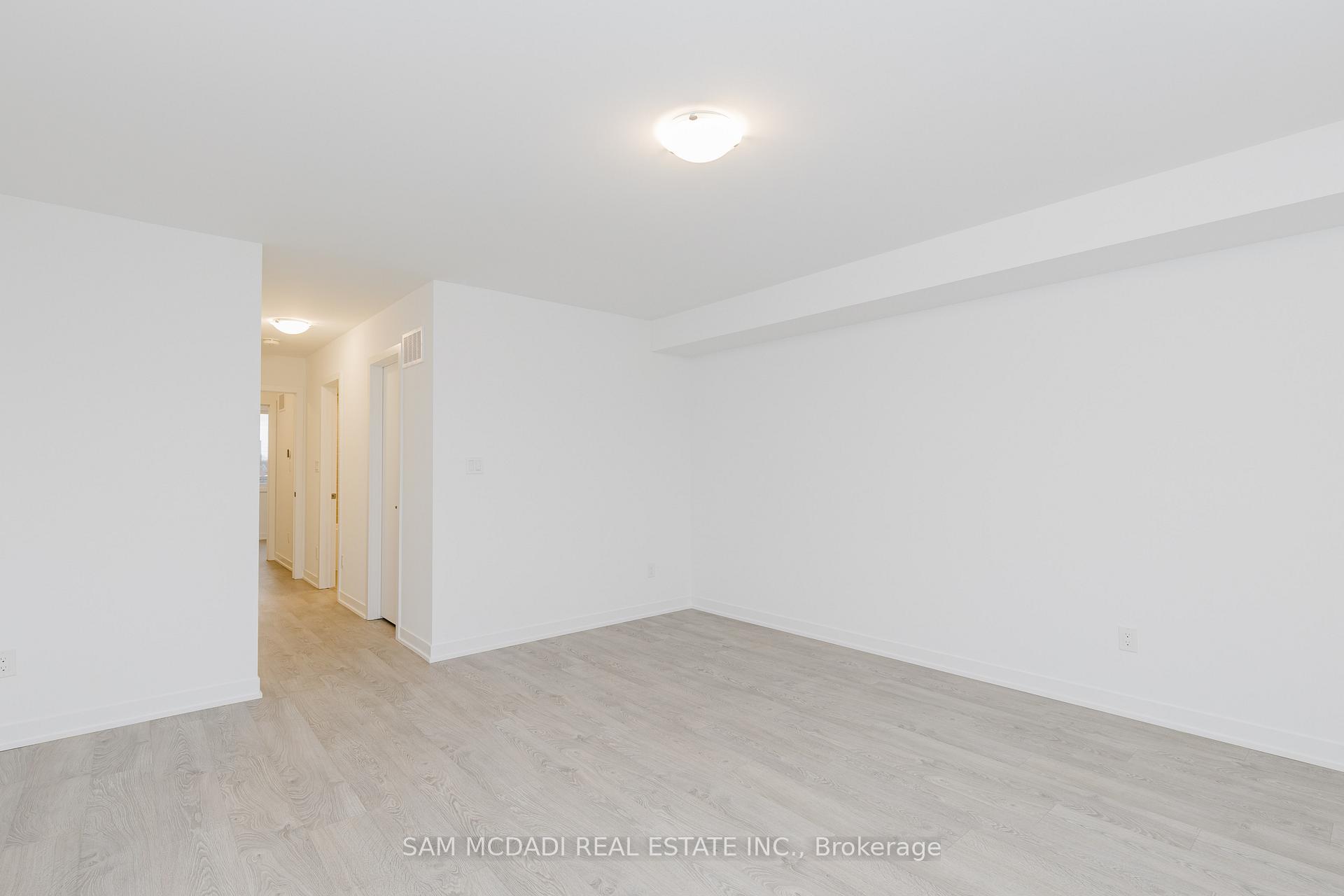Photo 30 of 12 Deep Roots Terrace, Toronto, Englemount-Lawrence — HOMEH