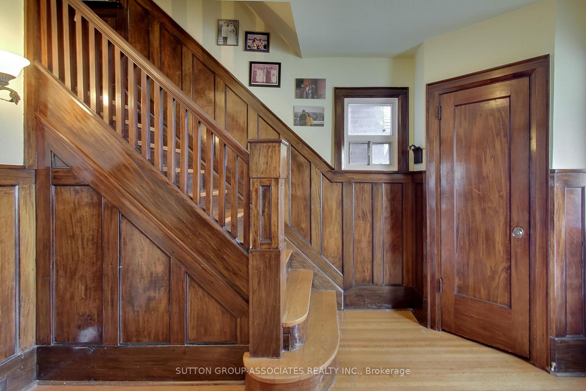Photo 4 of 281 Montrose Avenue, Toronto, Palmerston-Little Italy — HOMEH