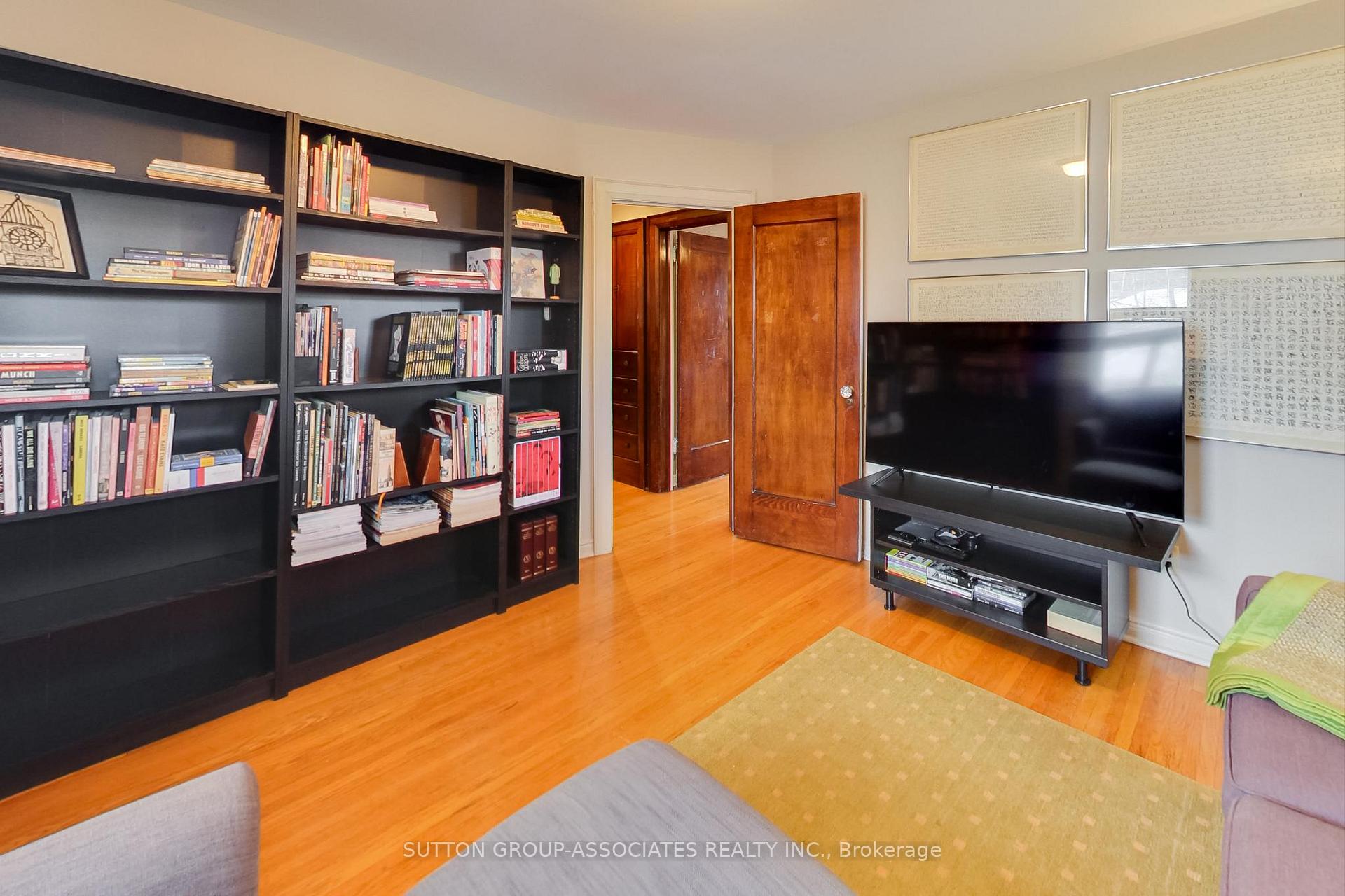 Photo 32 of 281 Montrose Avenue, Toronto, Palmerston-Little Italy — HOMEH