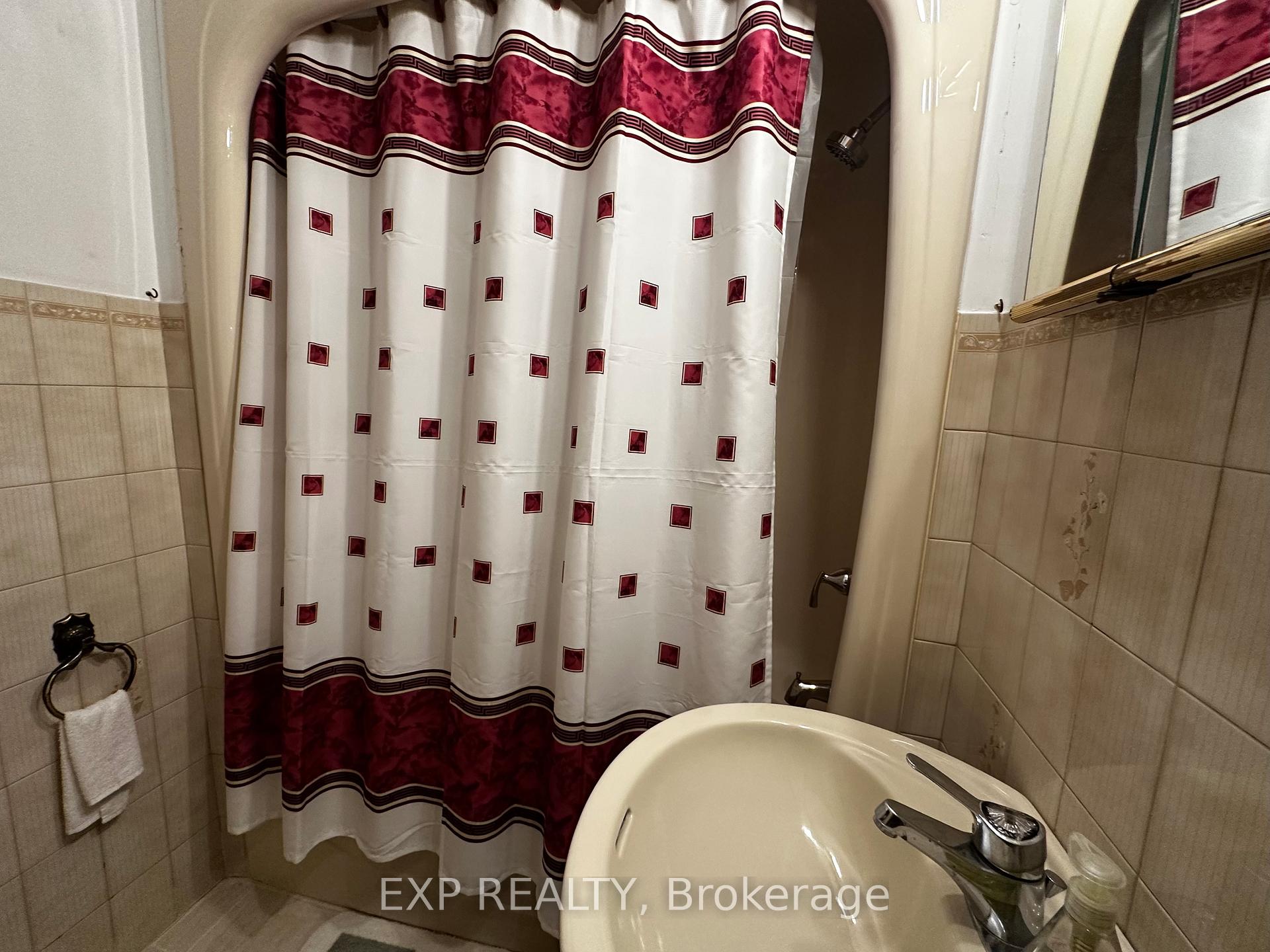 Photo 10 of 209 Cedric Avenue, Toronto, Oakwood Village — HOMEH