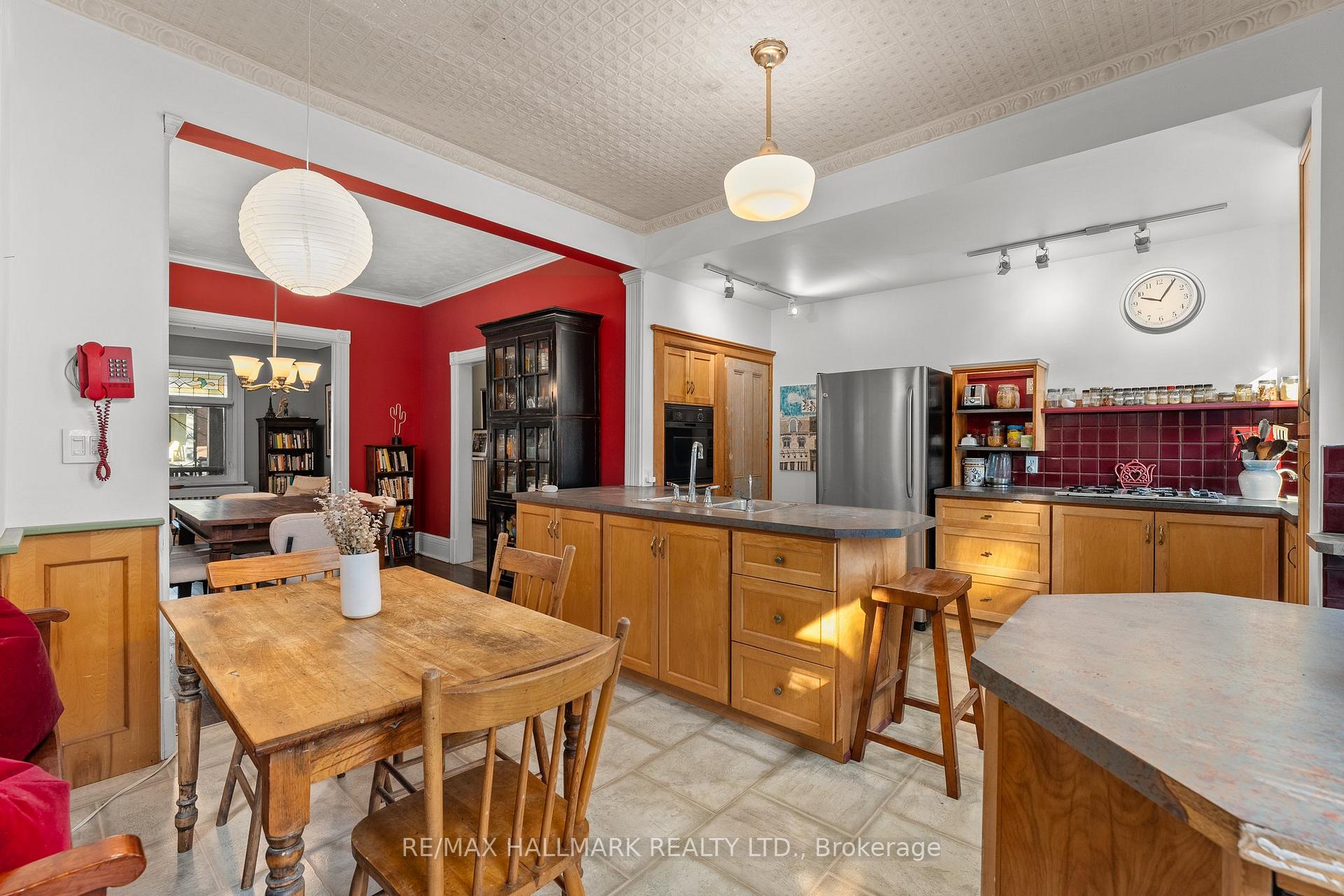 Photo 6 of 17 Brooklyn Avenue, Toronto, South Riverdale — HOMEH