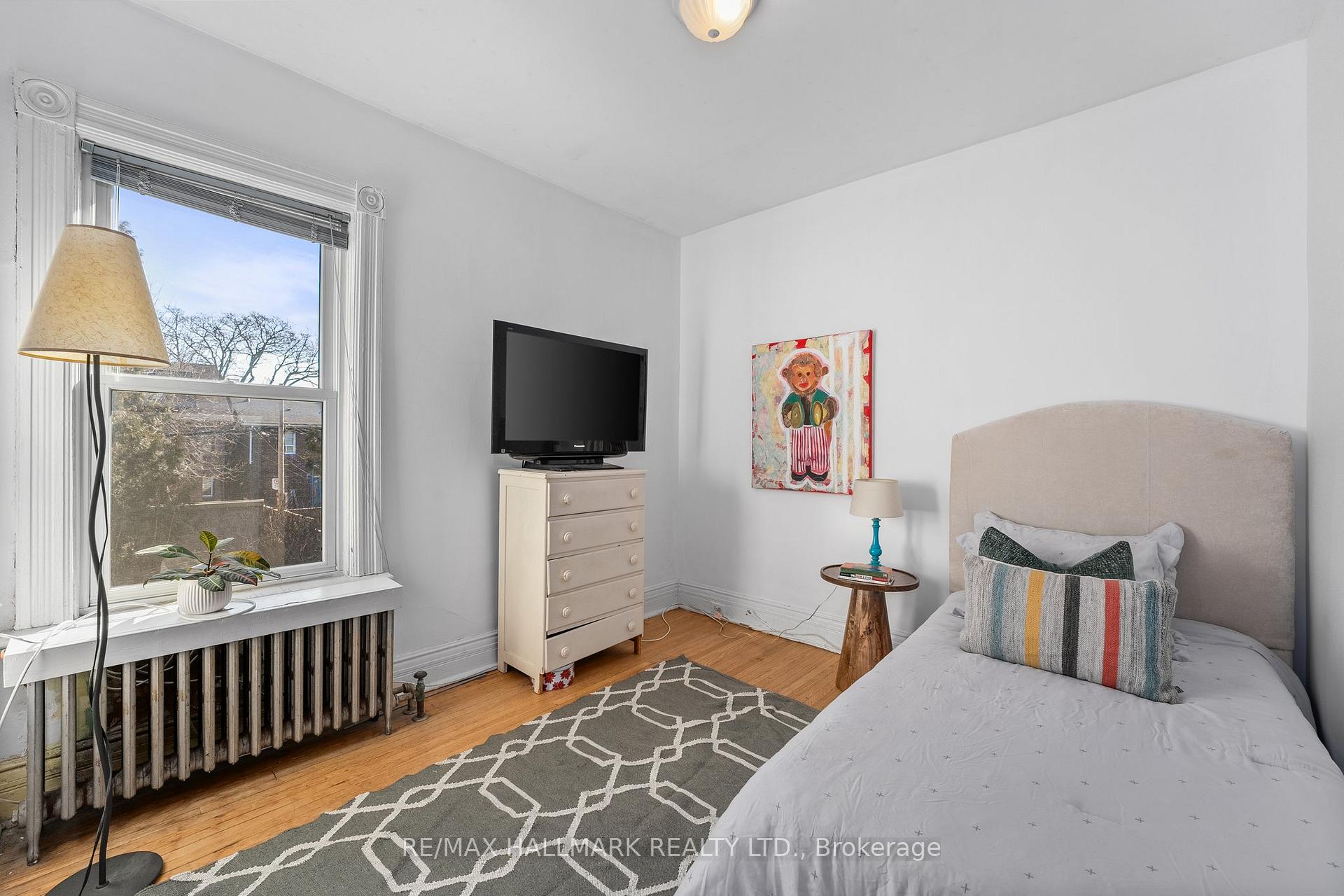 Photo 18 of 17 Brooklyn Avenue, Toronto, South Riverdale — HOMEH
