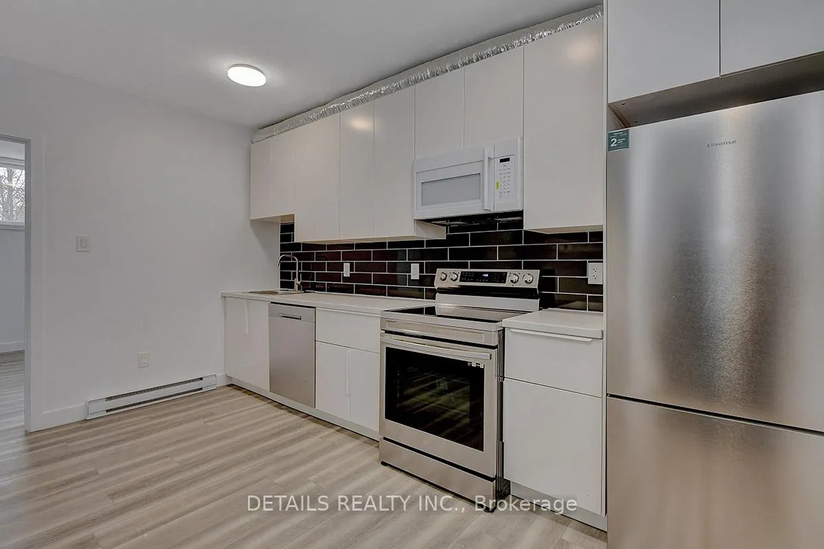 Photo 6 of Unit B, 285 B Montfort Street, Ottawa, Vanier — HOMEH