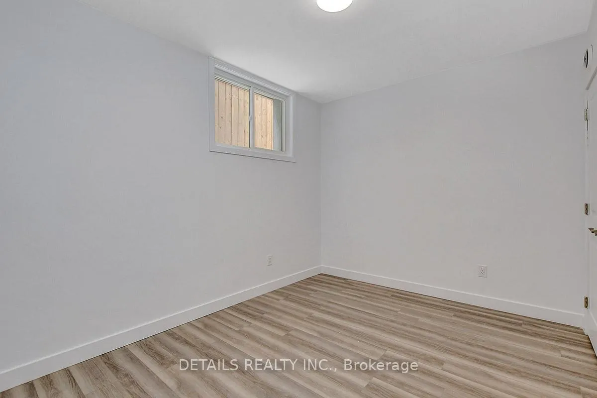 Photo 9 of Unit B, 285 B Montfort Street, Ottawa, Vanier — HOMEH