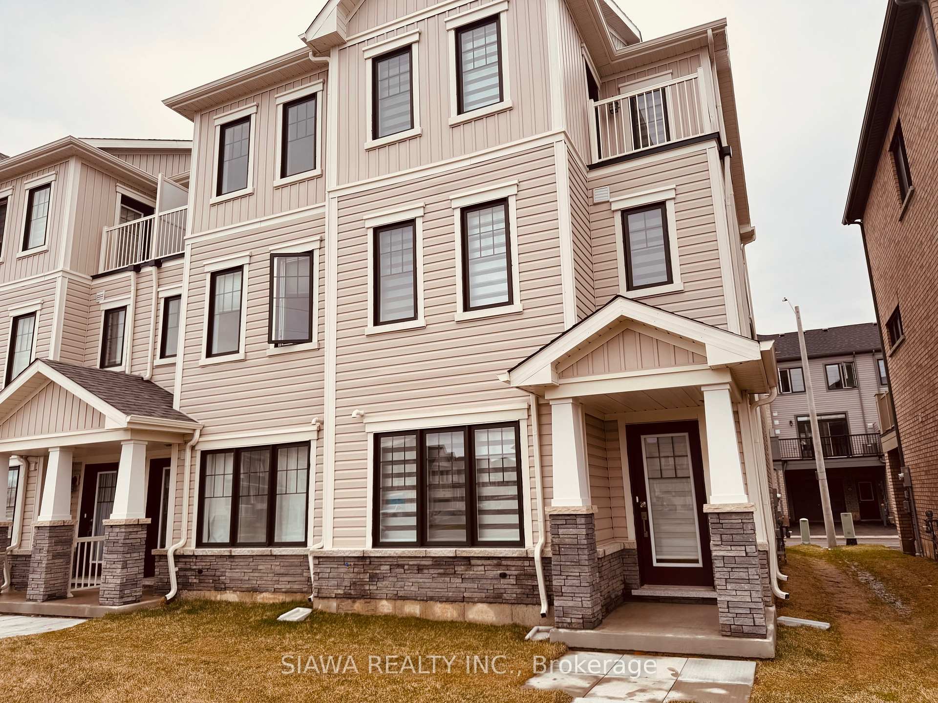 Photo 2 of 229 Melody Lane, Thorold, Hurricane/Merrittville — HOMEH