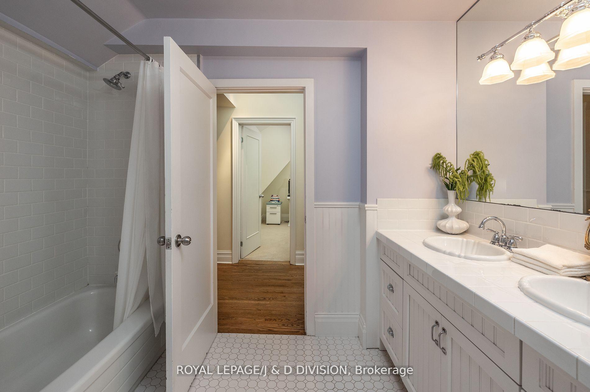 Photo 20 of 269 Oriole Parkway, Toronto, Yonge-Eglinton — HOMEH