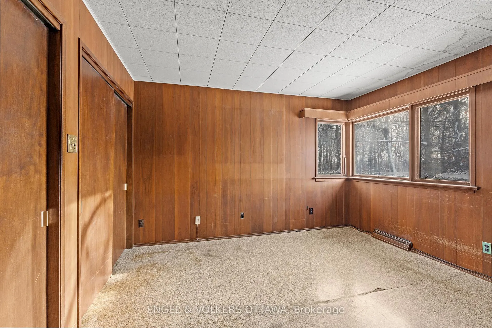 Photo 29 of 2626 Elmhurst Street, Ottawa, Queensway Terrace North — HOMEH