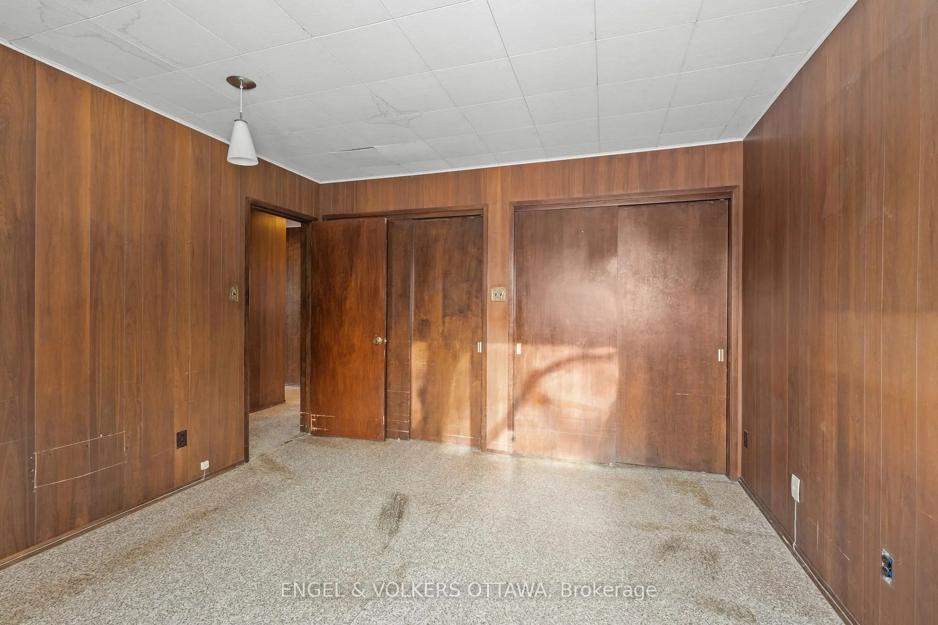 Photo 31 of 2626 Elmhurst Street, Ottawa, Queensway Terrace North — HOMEH