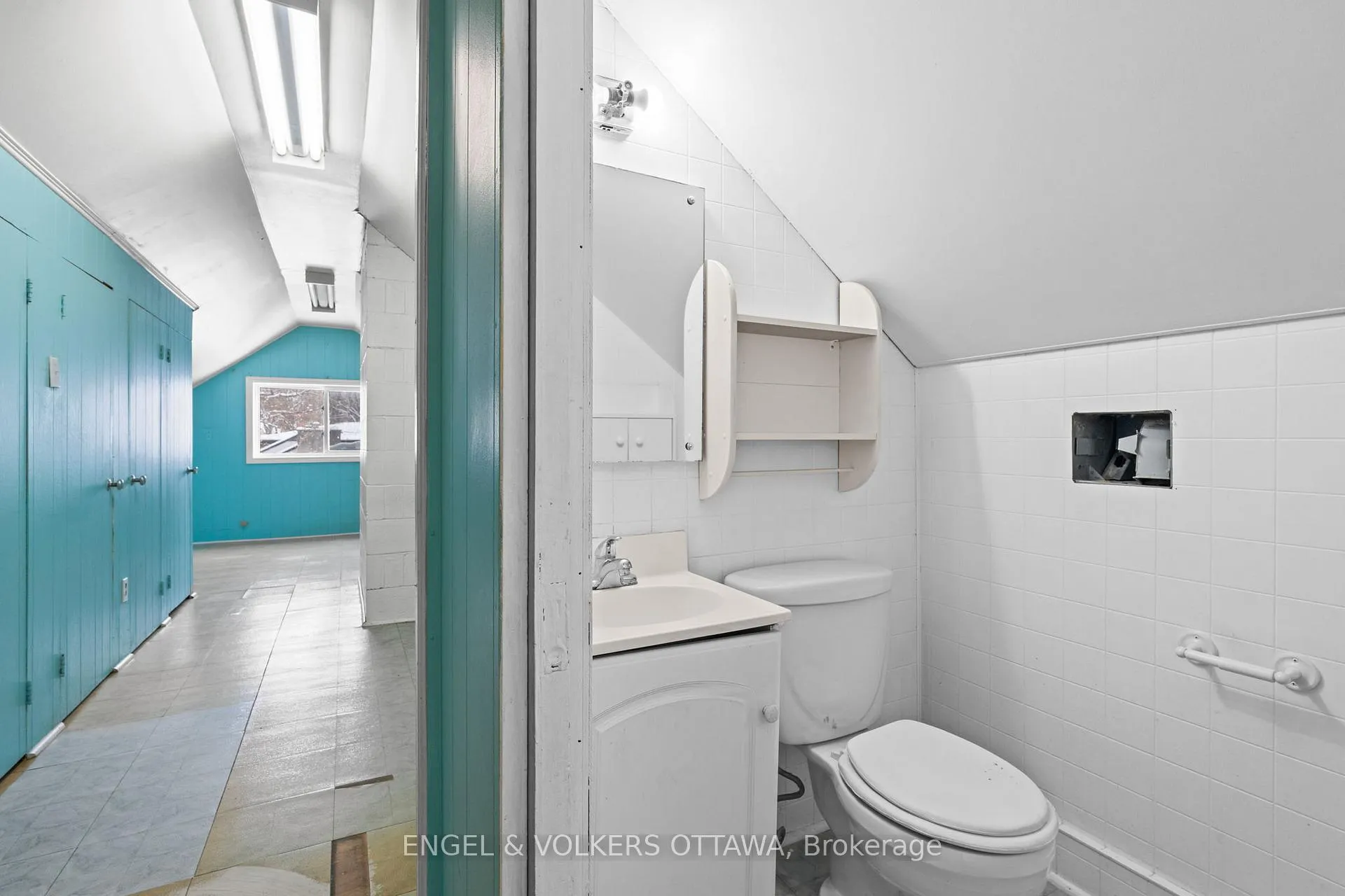 Photo 38 of 2626 Elmhurst Street, Ottawa, Queensway Terrace North — HOMEH