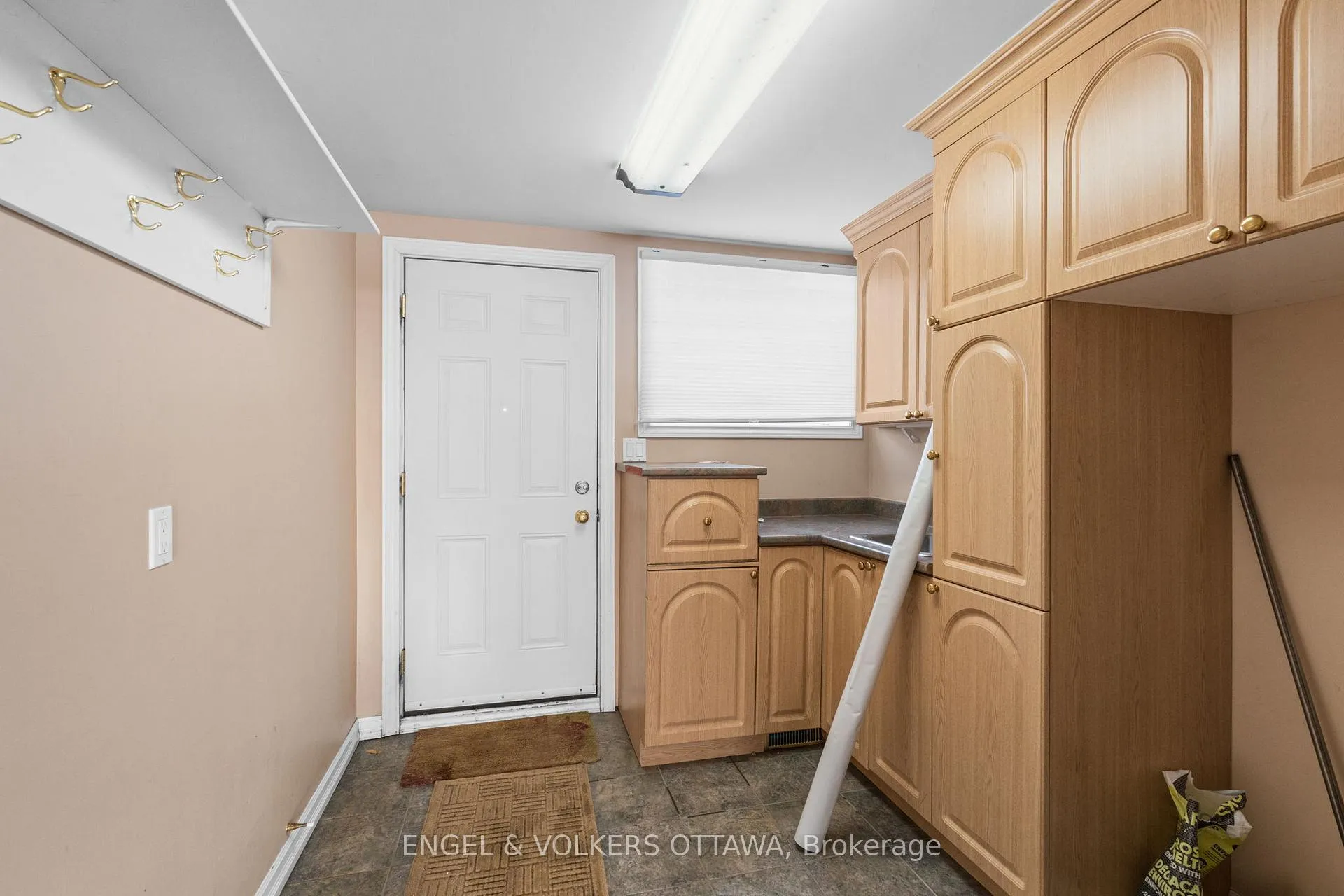 Photo 42 of 2626 Elmhurst Street, Ottawa, Queensway Terrace North — HOMEH