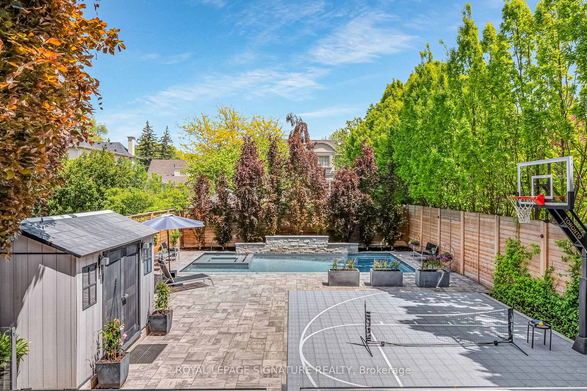 Photo 3 of 153 Falkirk Street, Toronto, Bedford Park-Nortown — HOMEH
